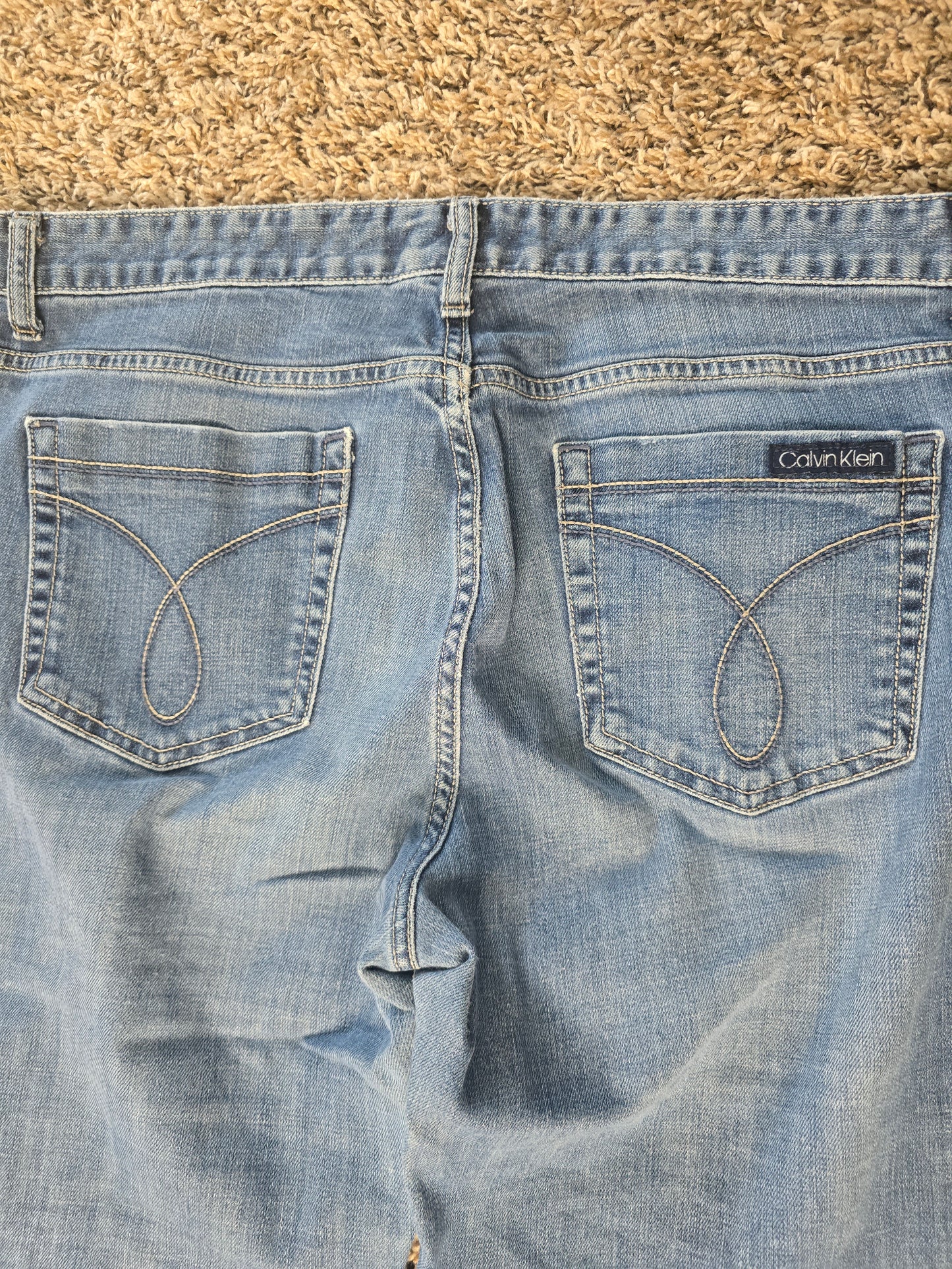 Calvin Klein Women’s Jeans Size 33/16 Light Wash Straight Leg Stretch Denim image 6