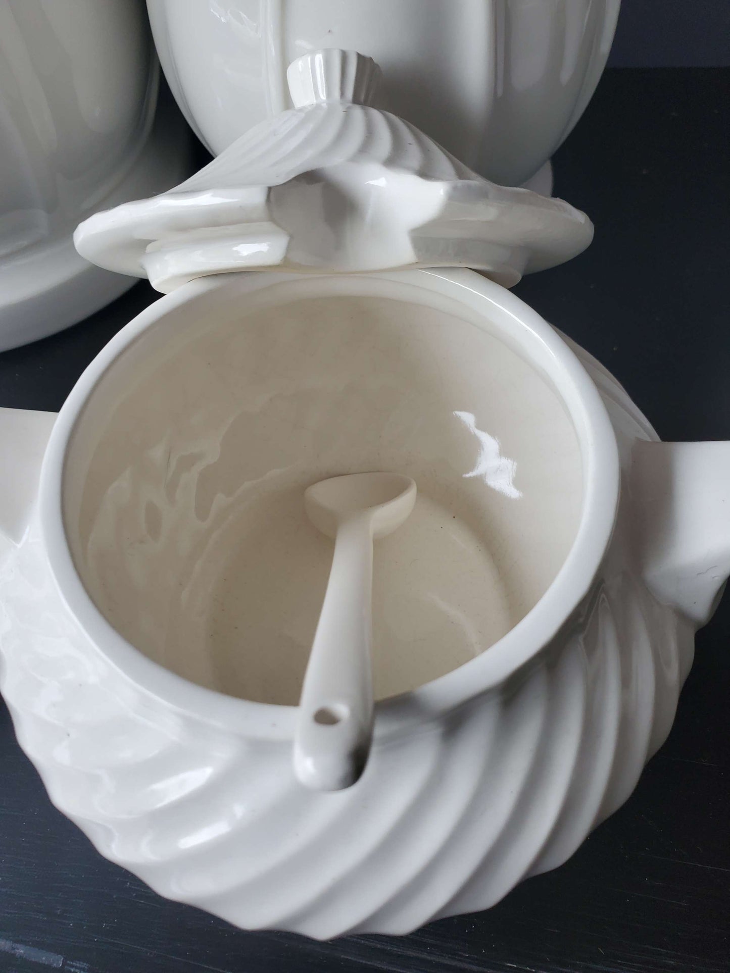 Medium size 2 piece white sugar bowl set image 2