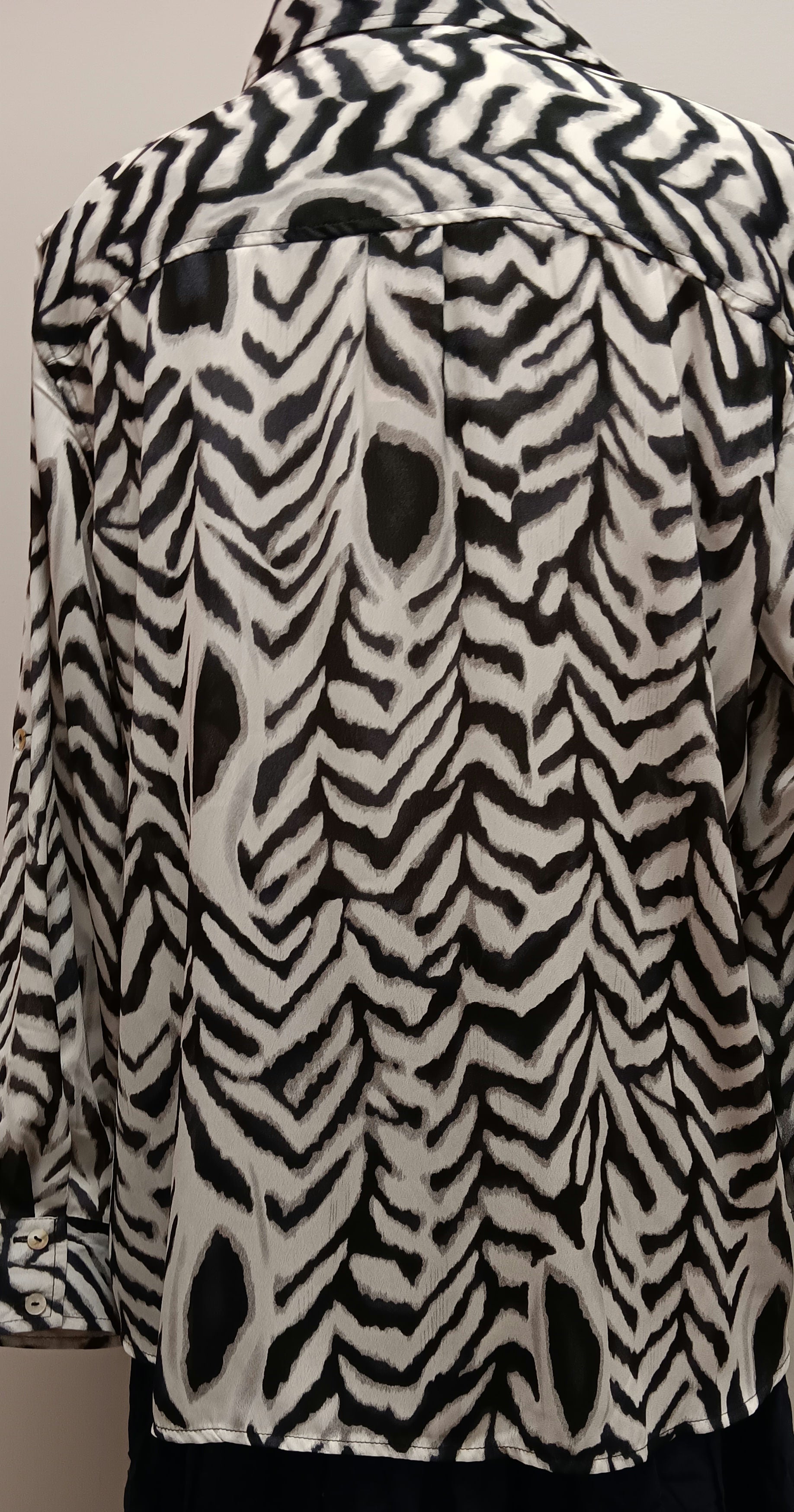 Zebra stripes dress barn blouse new with tag size 1X image 10