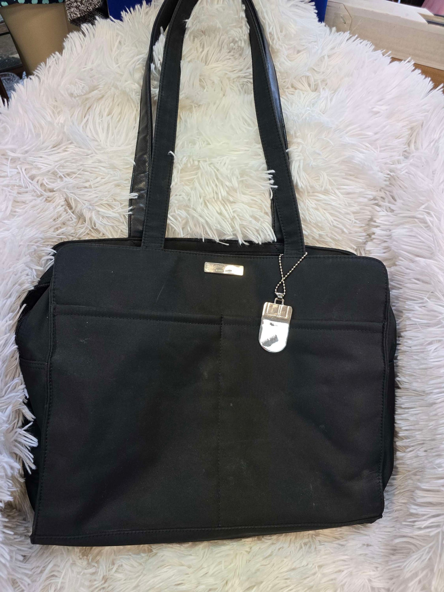 Nine west 6 compartment laptop bag/purse with credit card slots image 1