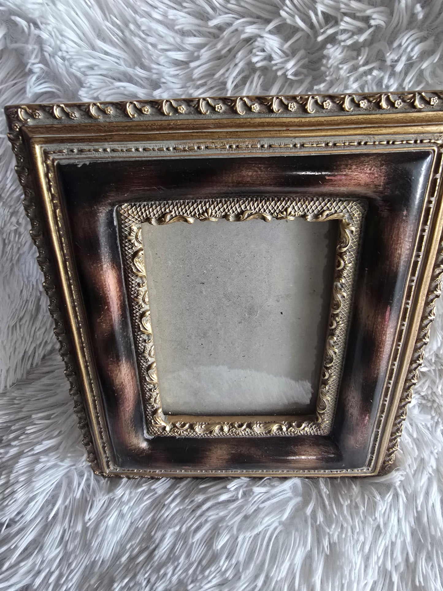 Vintage Ornate Gold & Bronze Tabletop Picture Frame