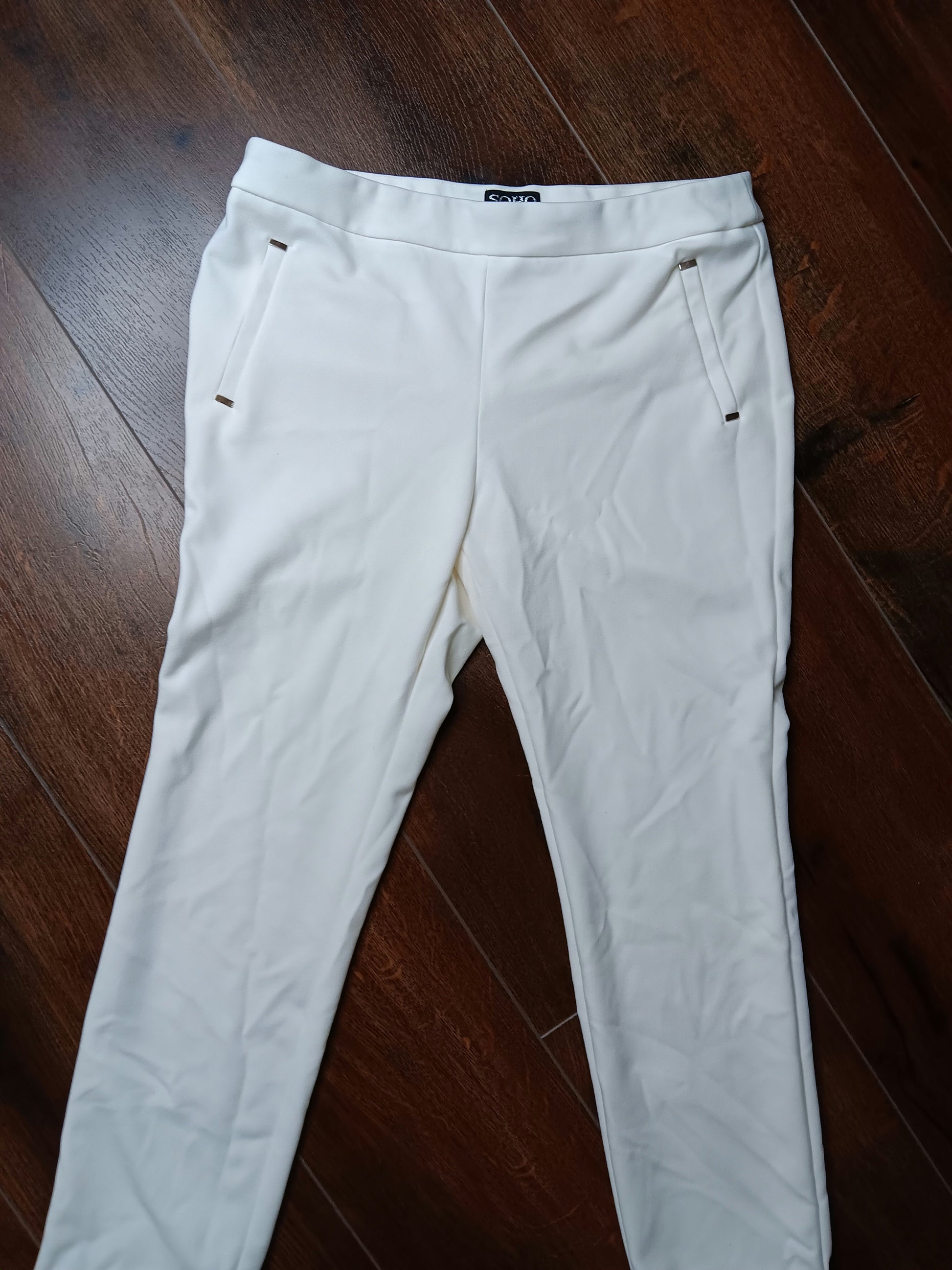 Women White pants size medium image 0