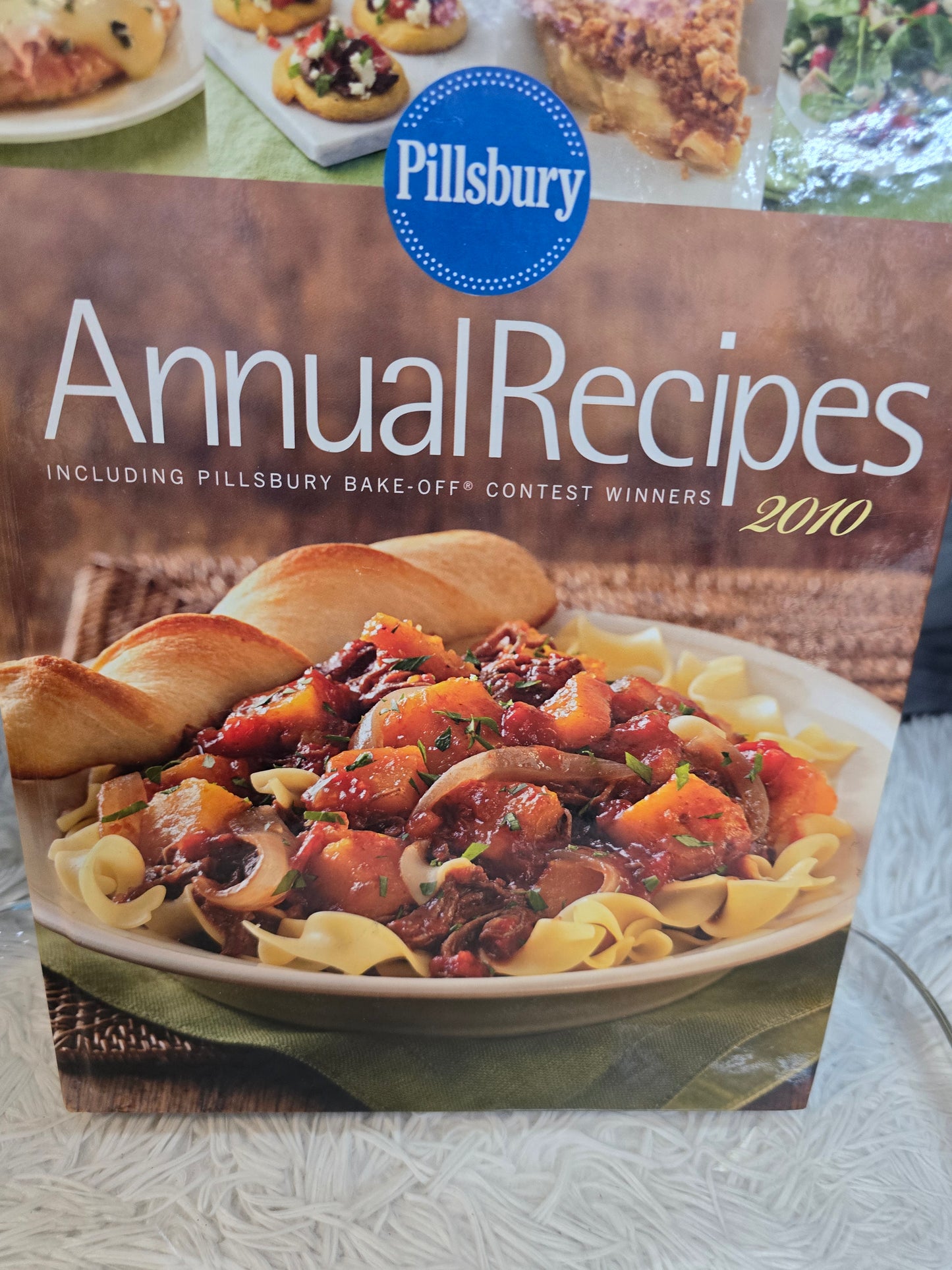 Pillsbury Annual Recipes 2010 image 2