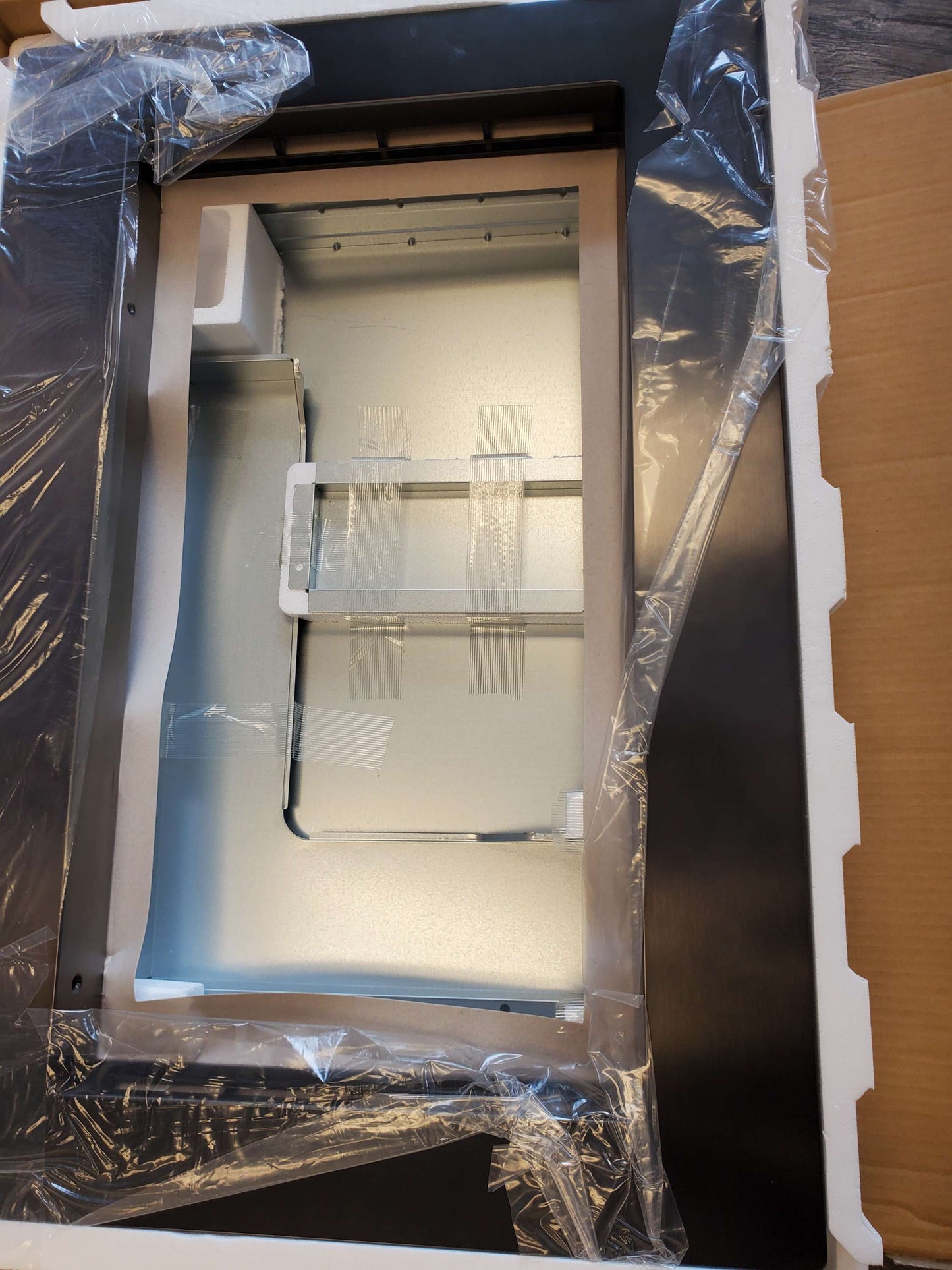 Trim Kit MS19M8020TG/AA microwave image 4