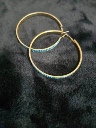 Earring image 1
