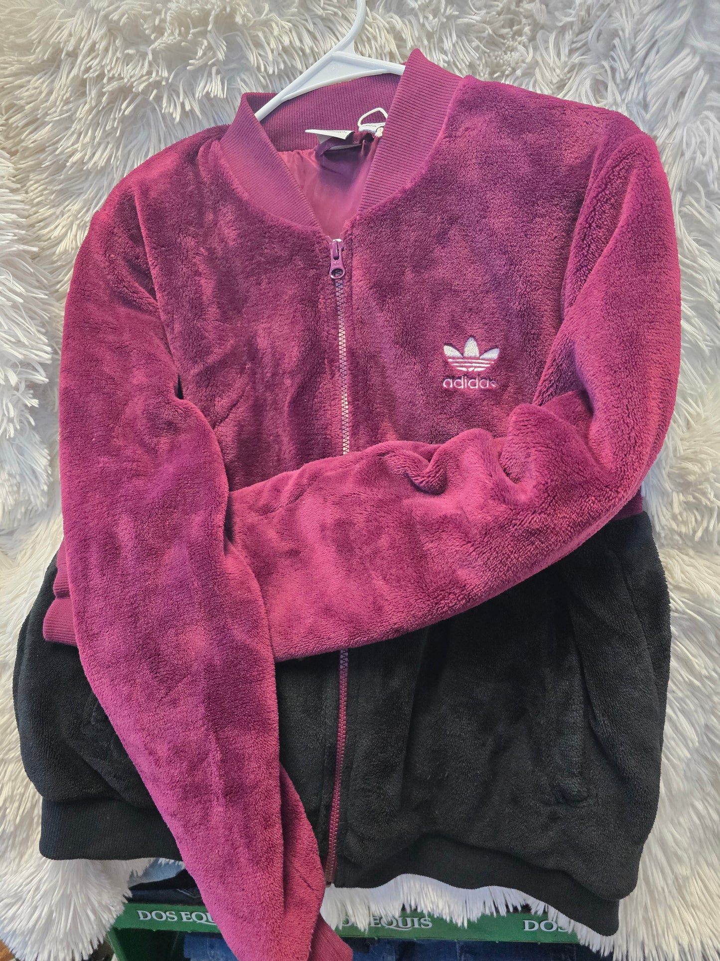 Adidas sweater size M image 3