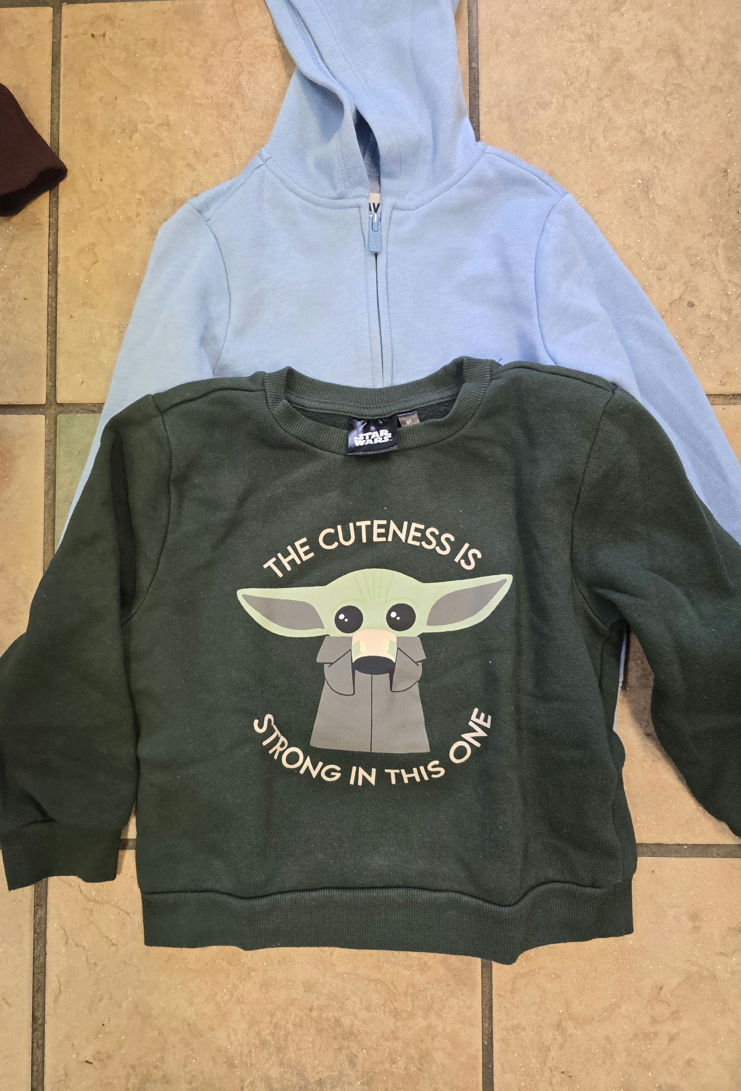 5t sweater bundle image 3