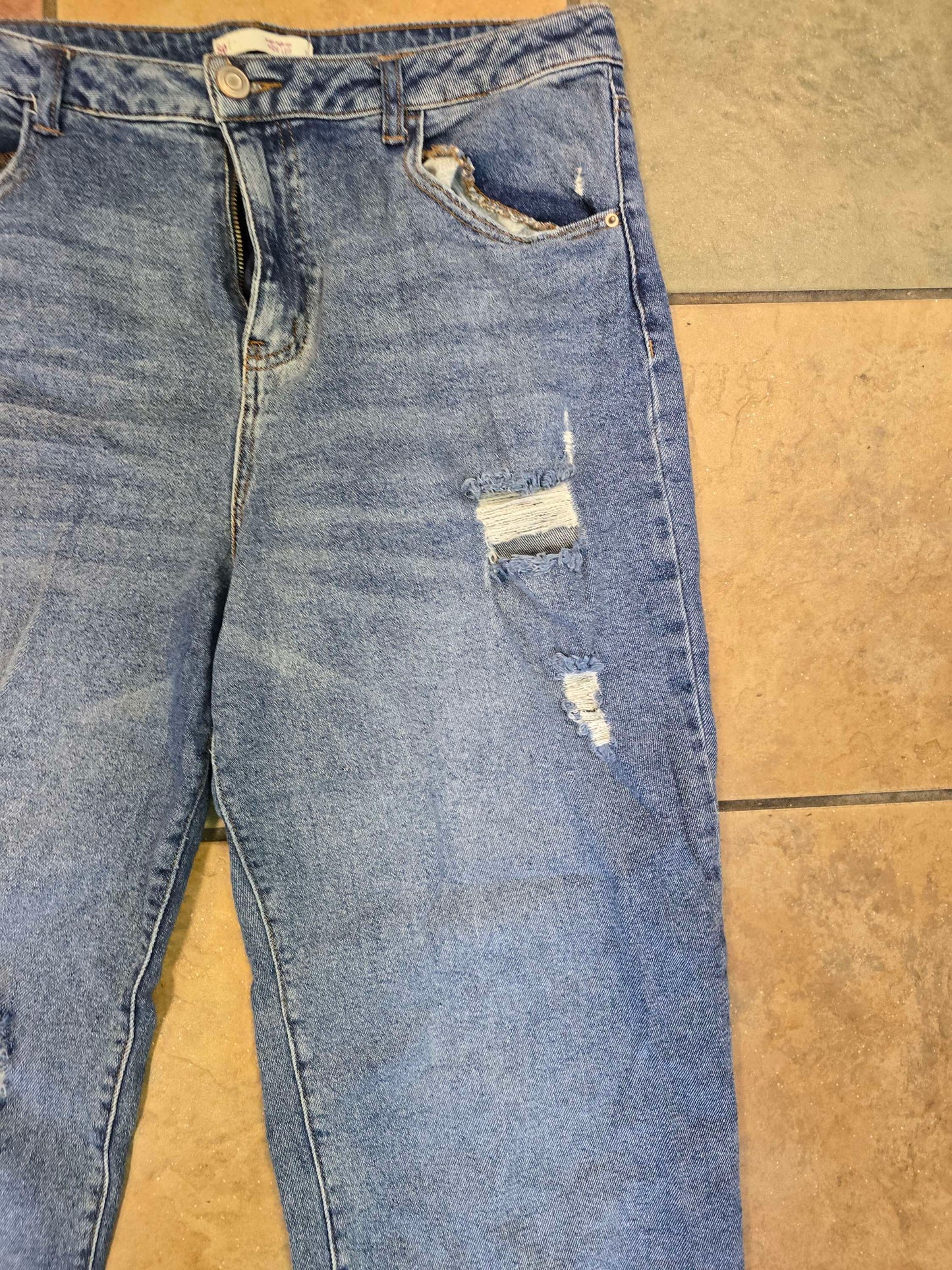 So wide leg high waist jeans size 15 image 2
