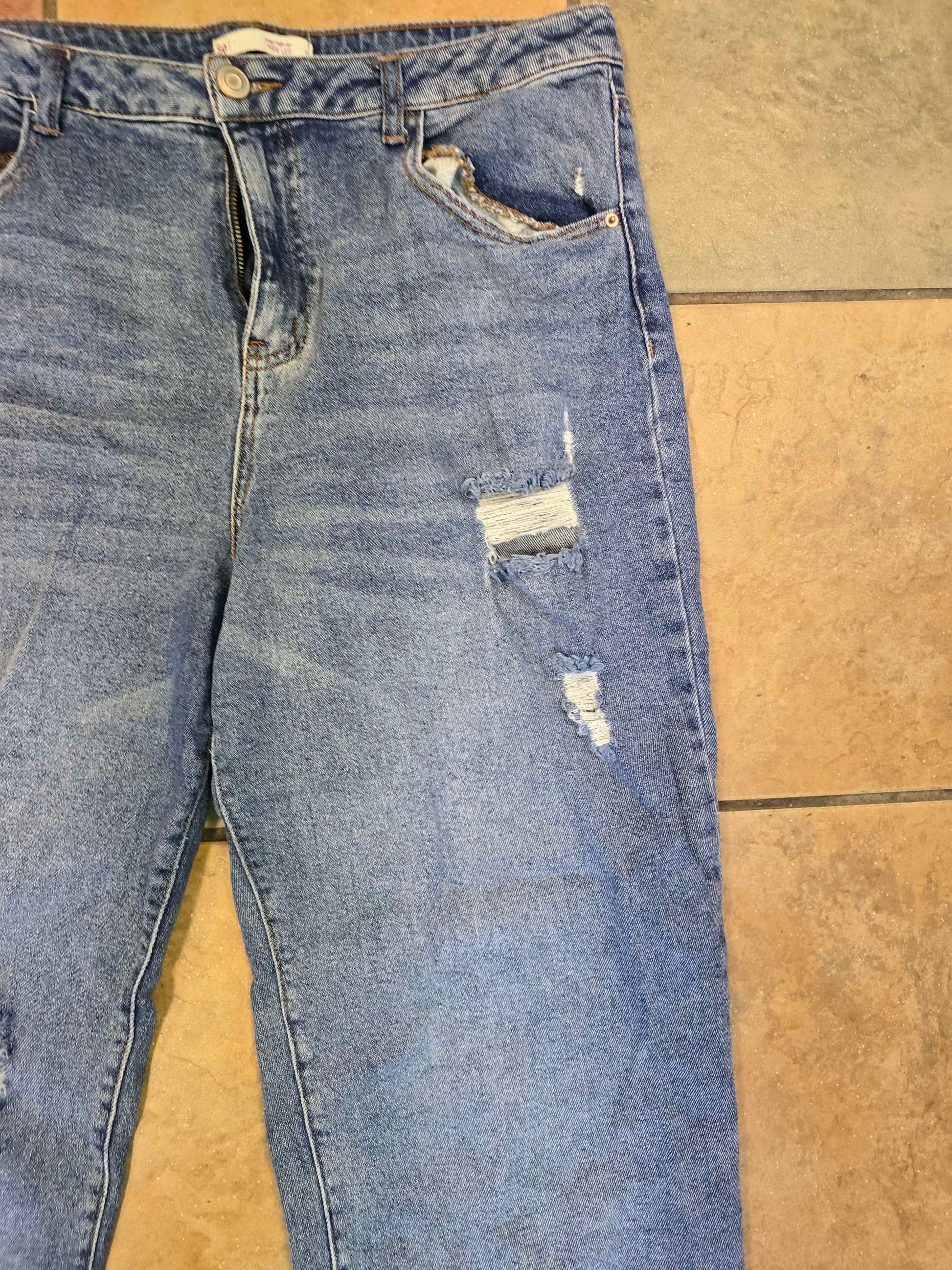 So wide leg high waist jeans size 15 image 2