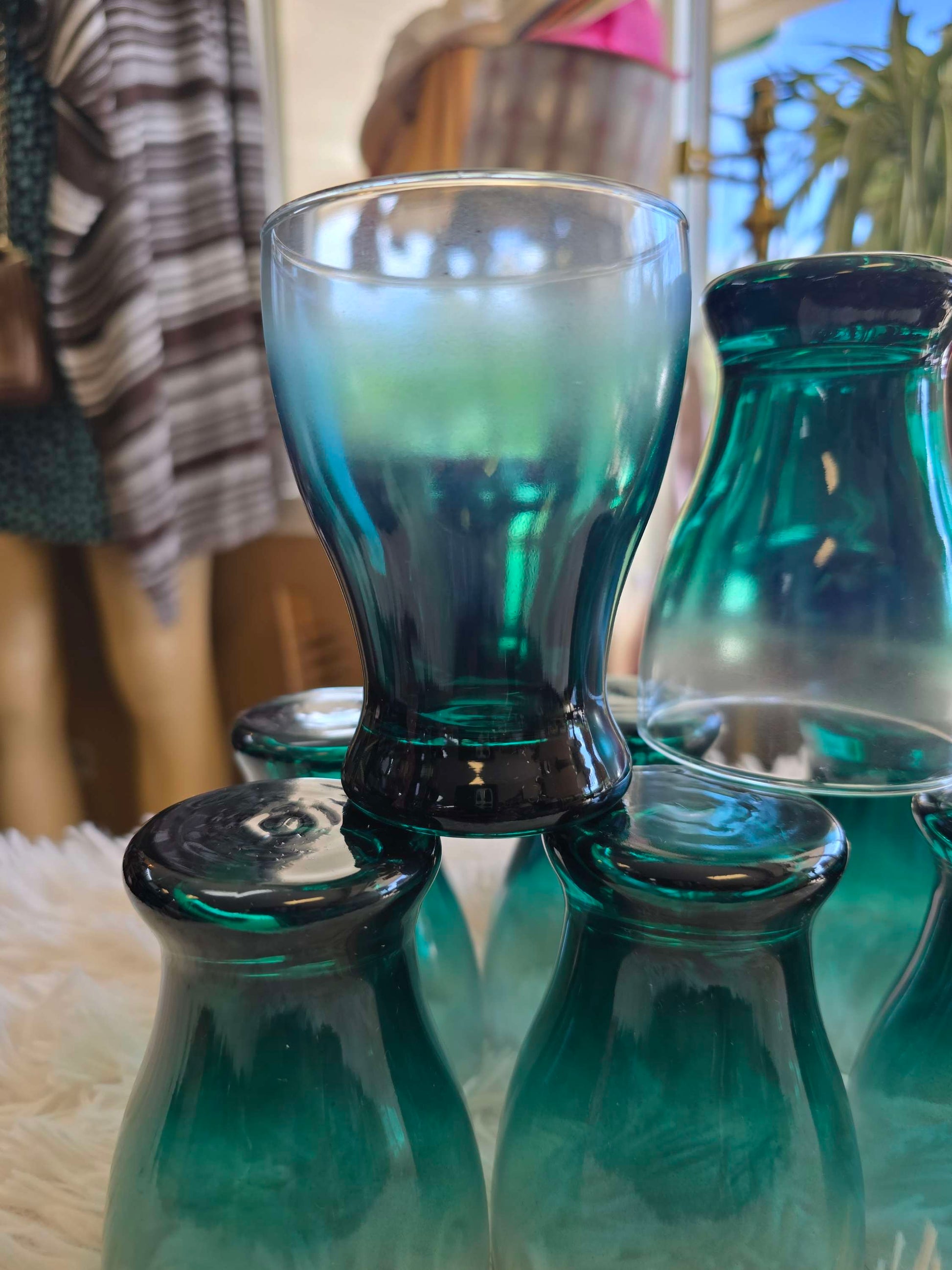 8 piece Green Ombre Frosted juice glassware image 2