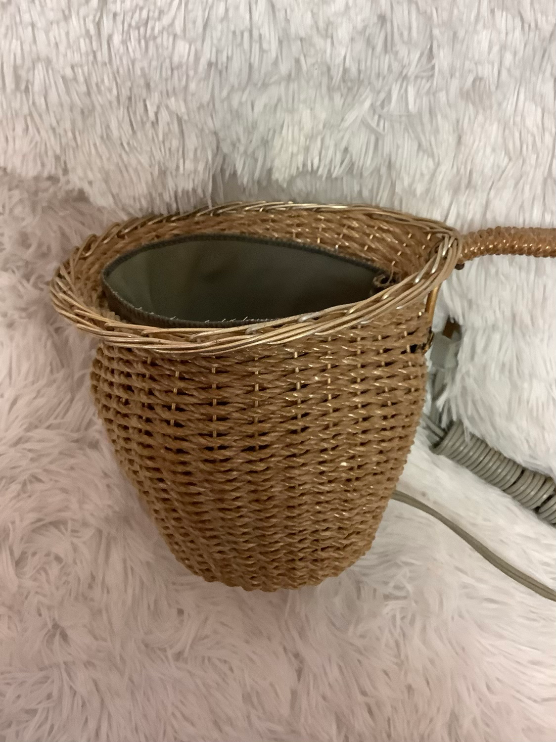 Vintage Electric bread warmer image 2