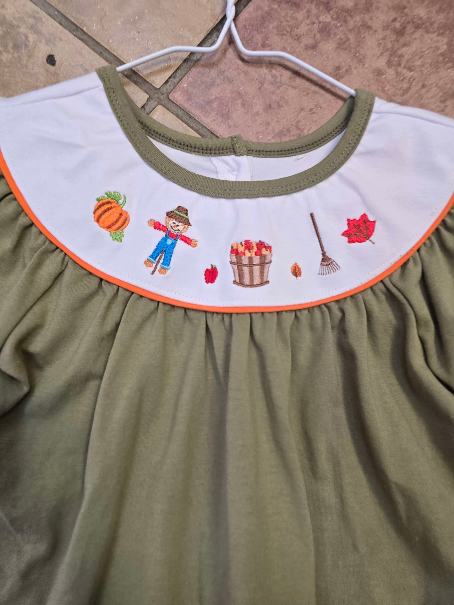 Little girl fall top 4y NEW WITH TAG image 1