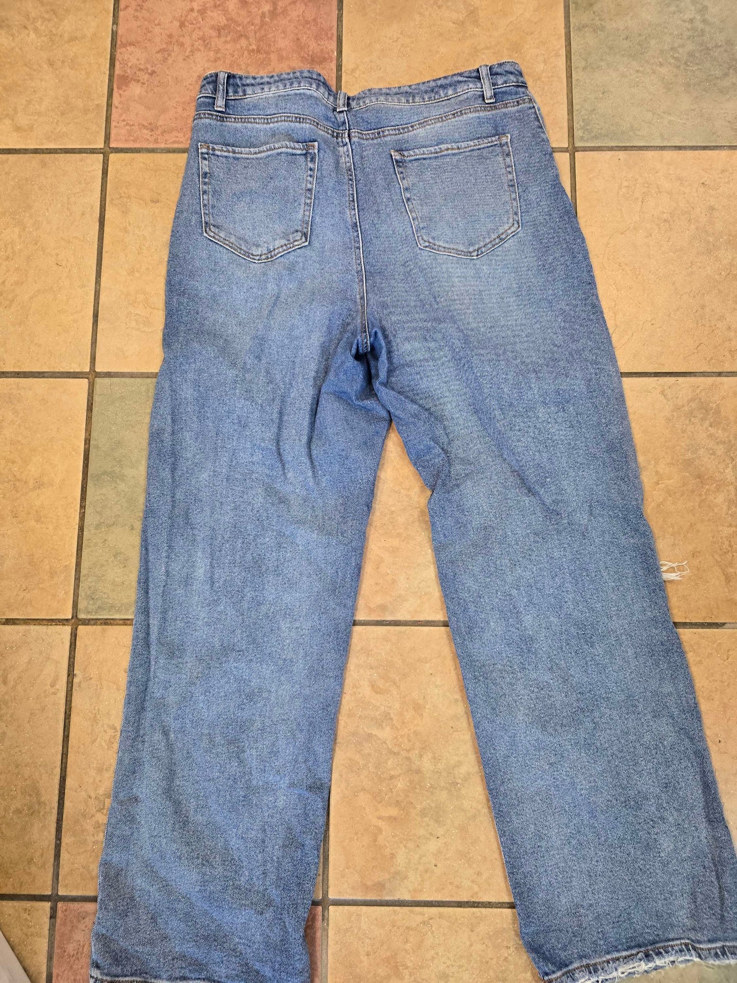 So wide leg high waist jeans size 15 image 3