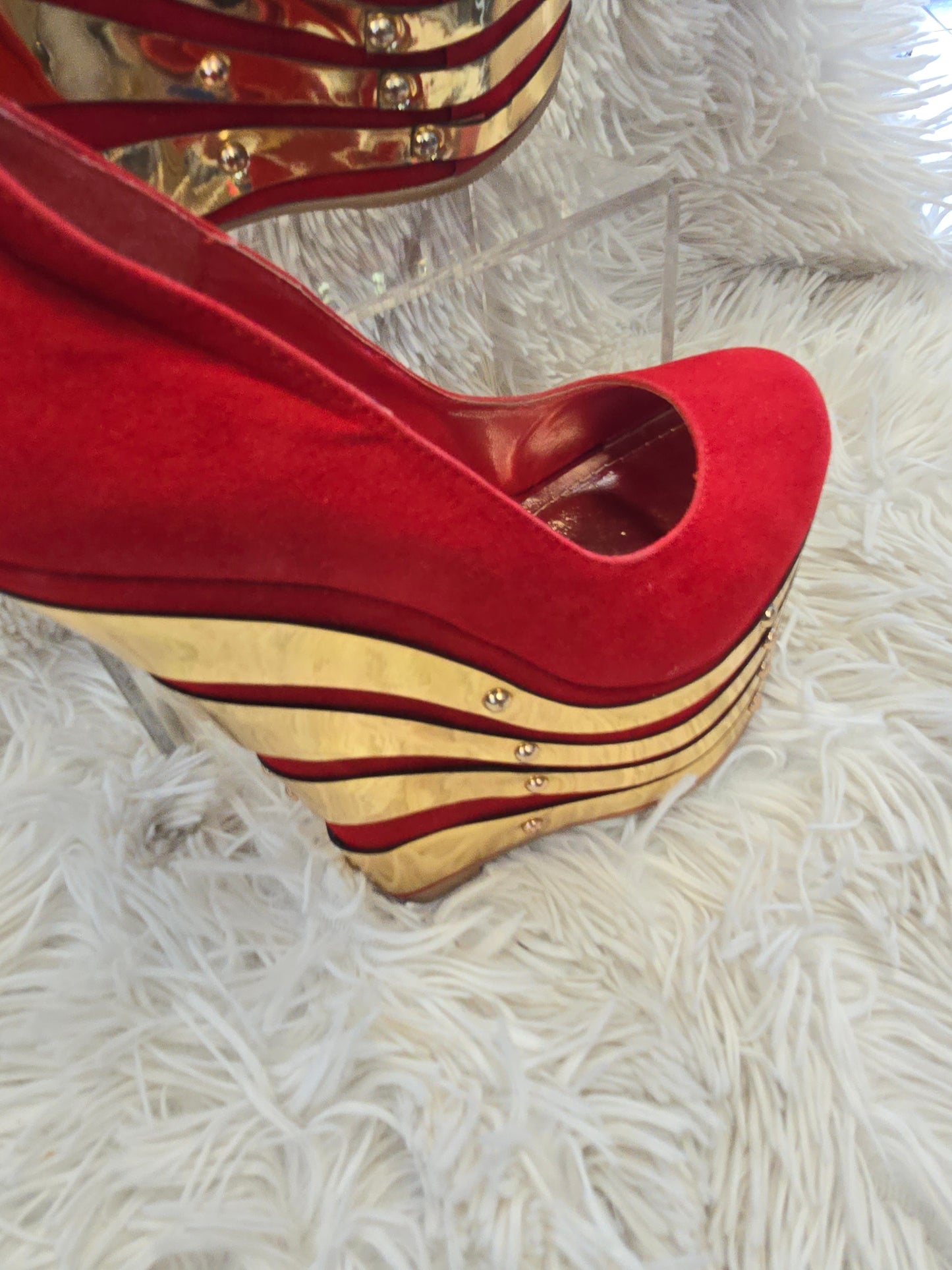 Red and gold fashion shoe 6 image 3