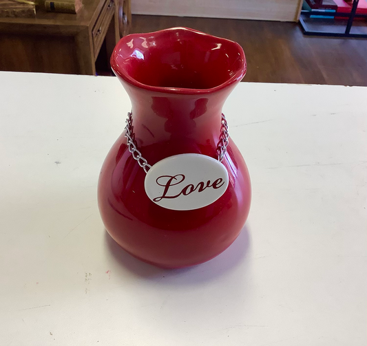 Chains of love red vase image 0