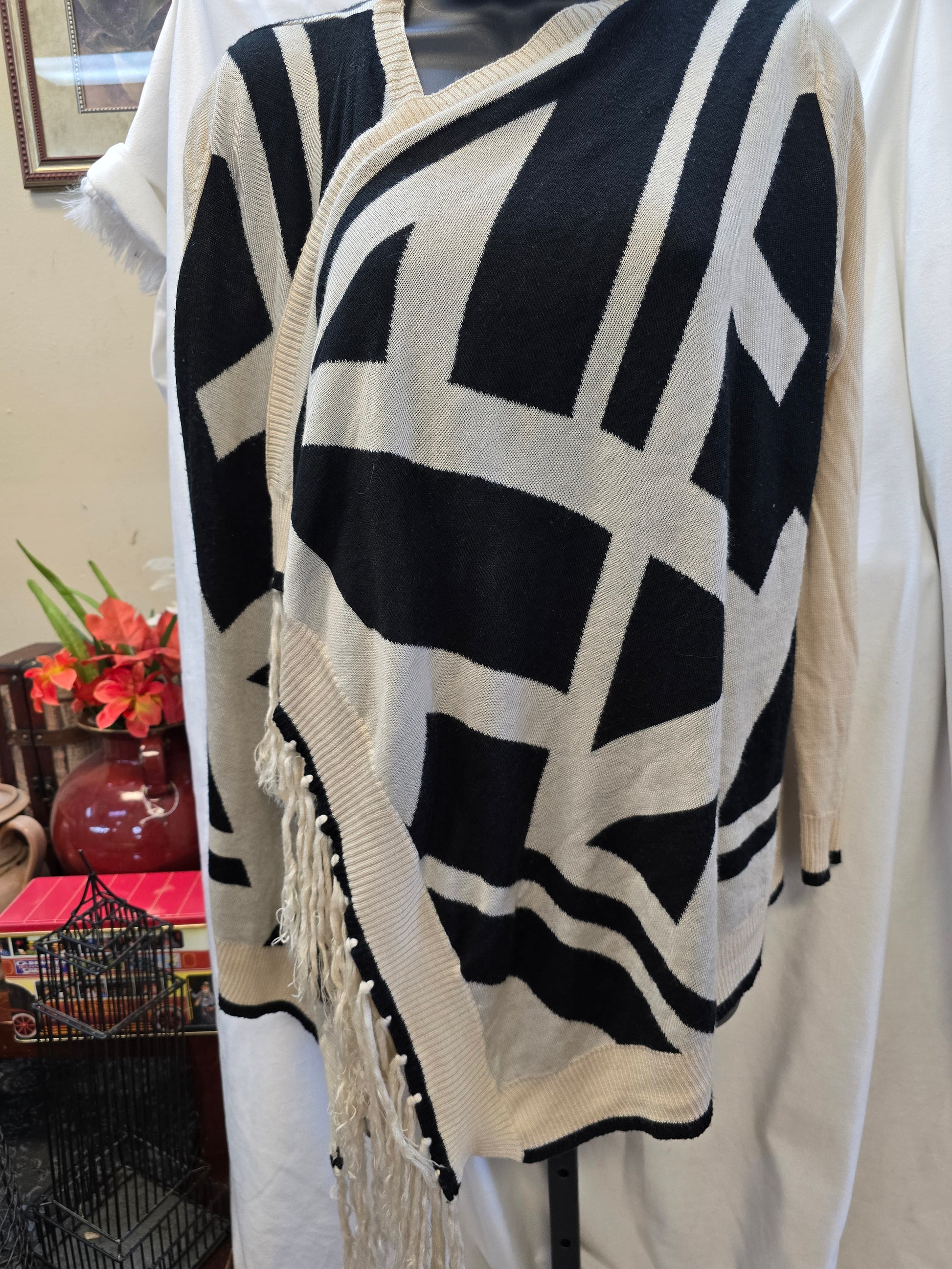 Sweater medium image 2