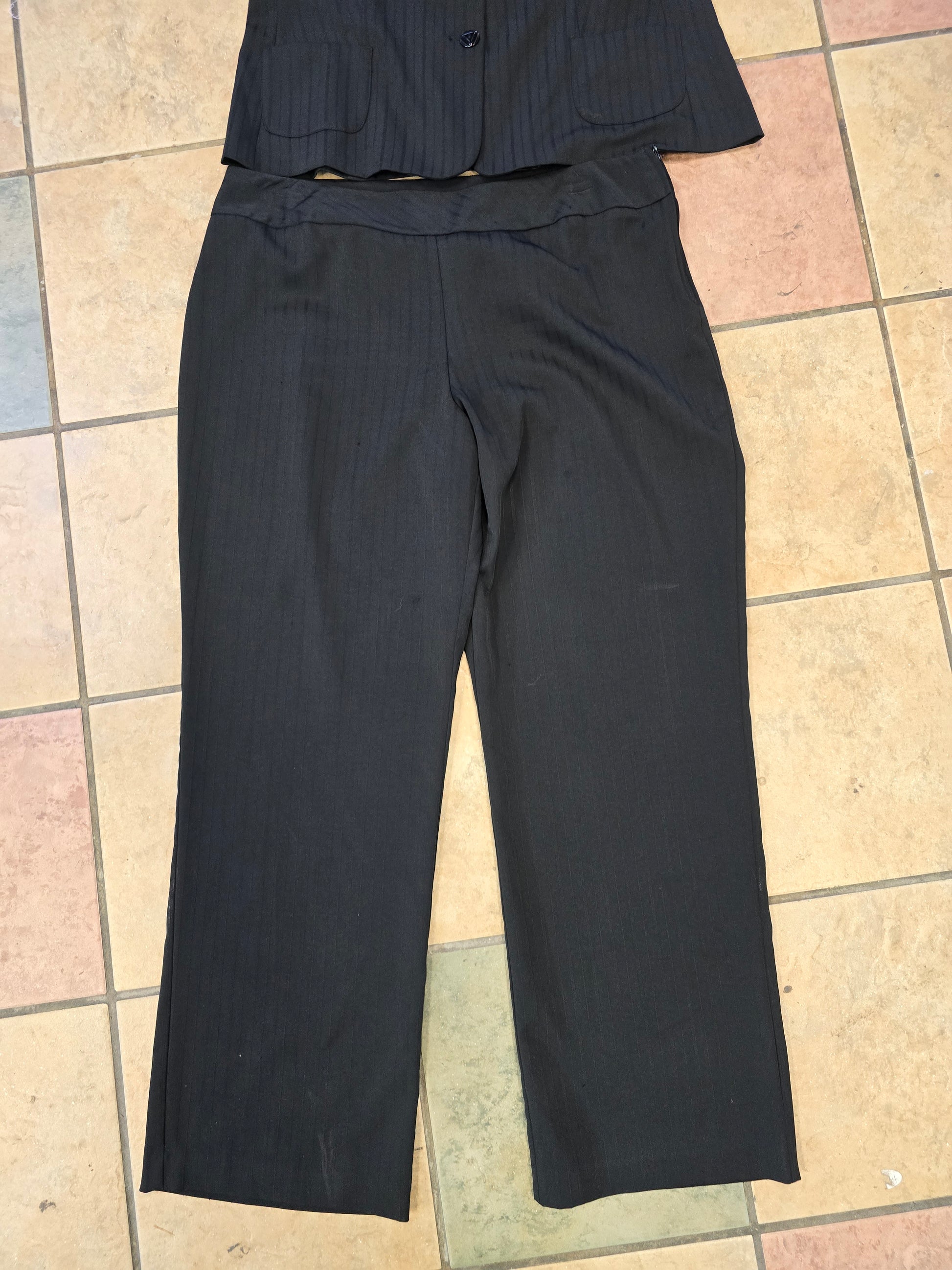 Women 2 piece pants suit Blue size 18 image 1