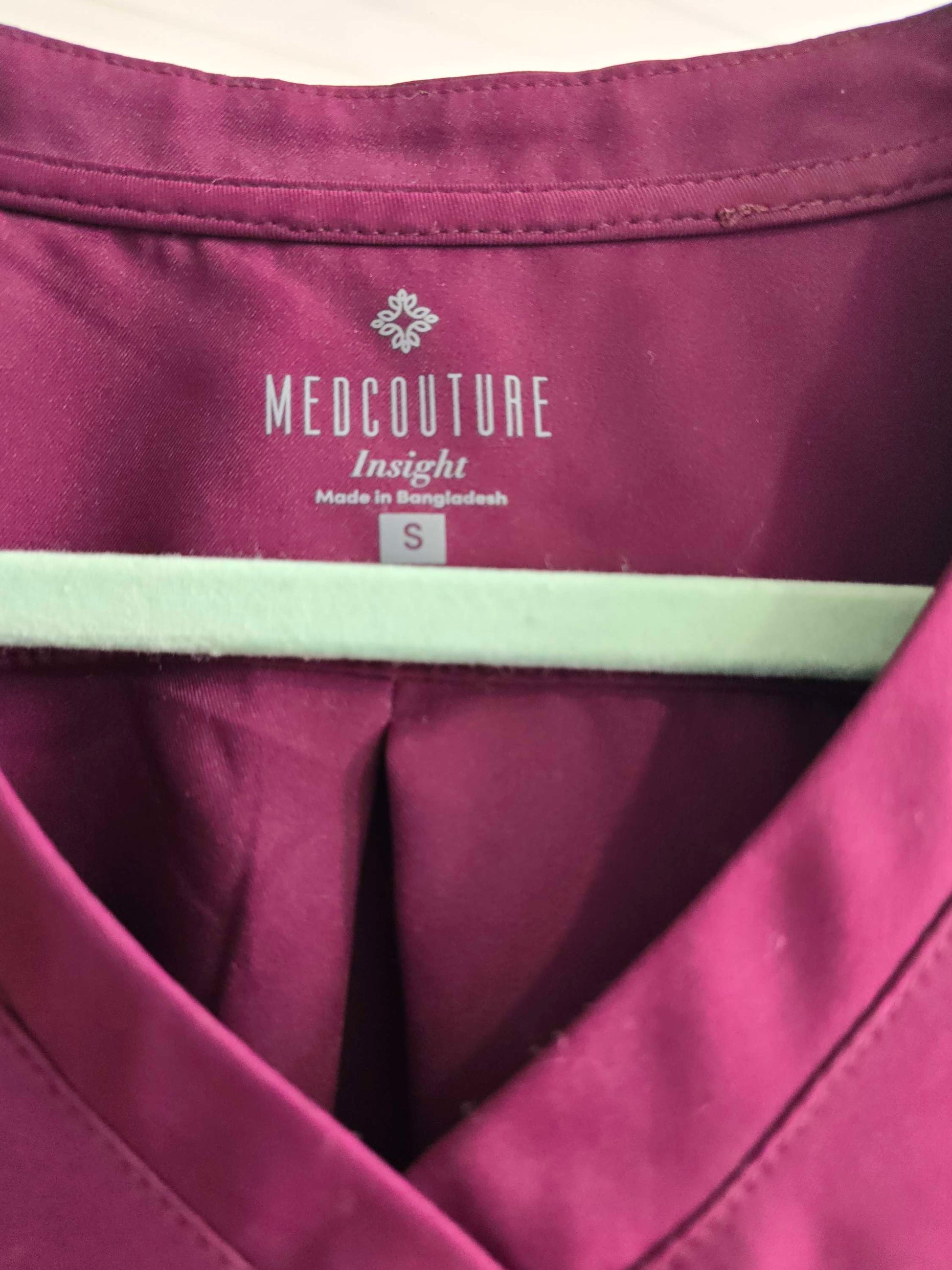 Medcouture scrub top image 2