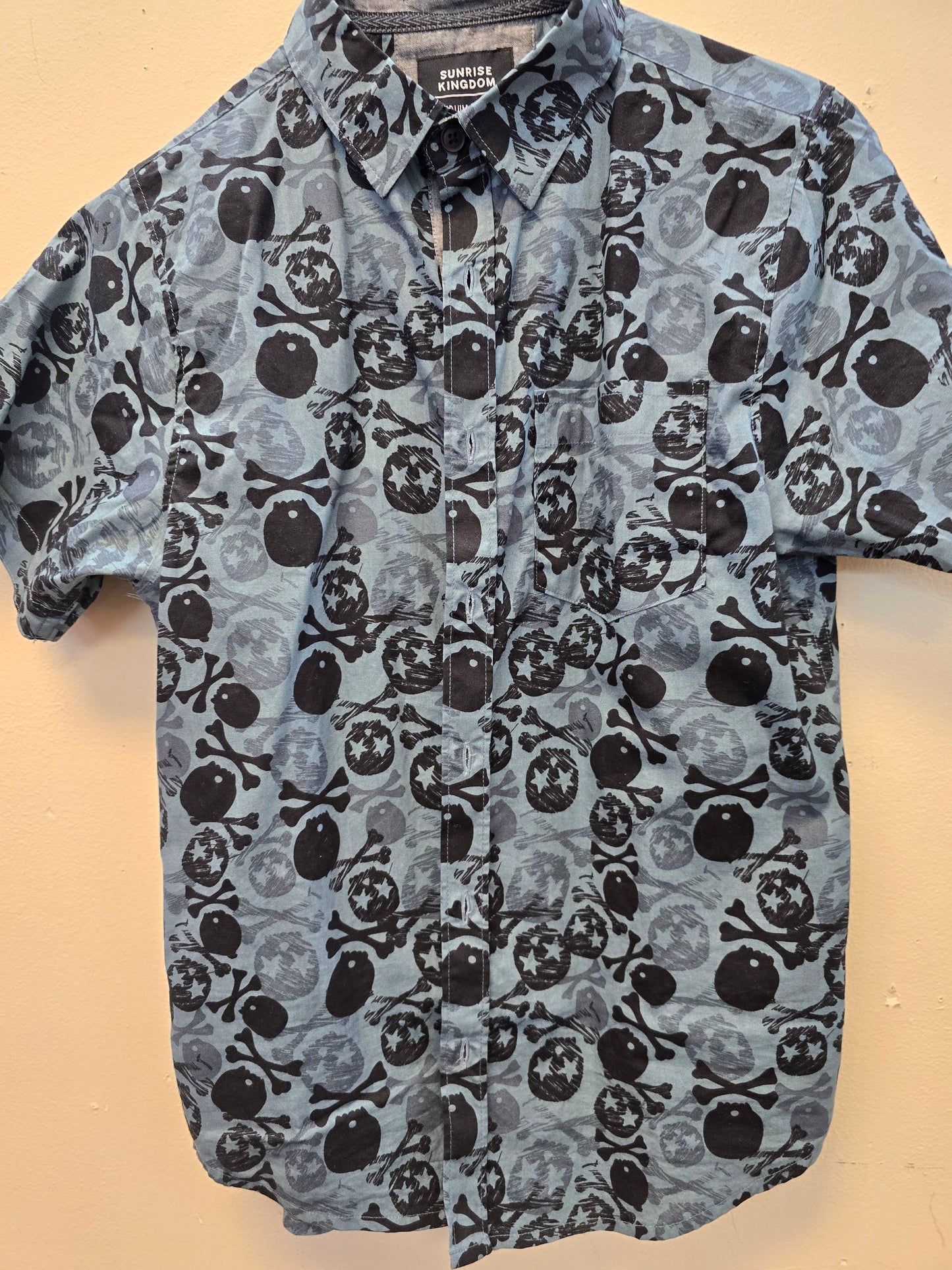Boy shirt 10/12 image 1