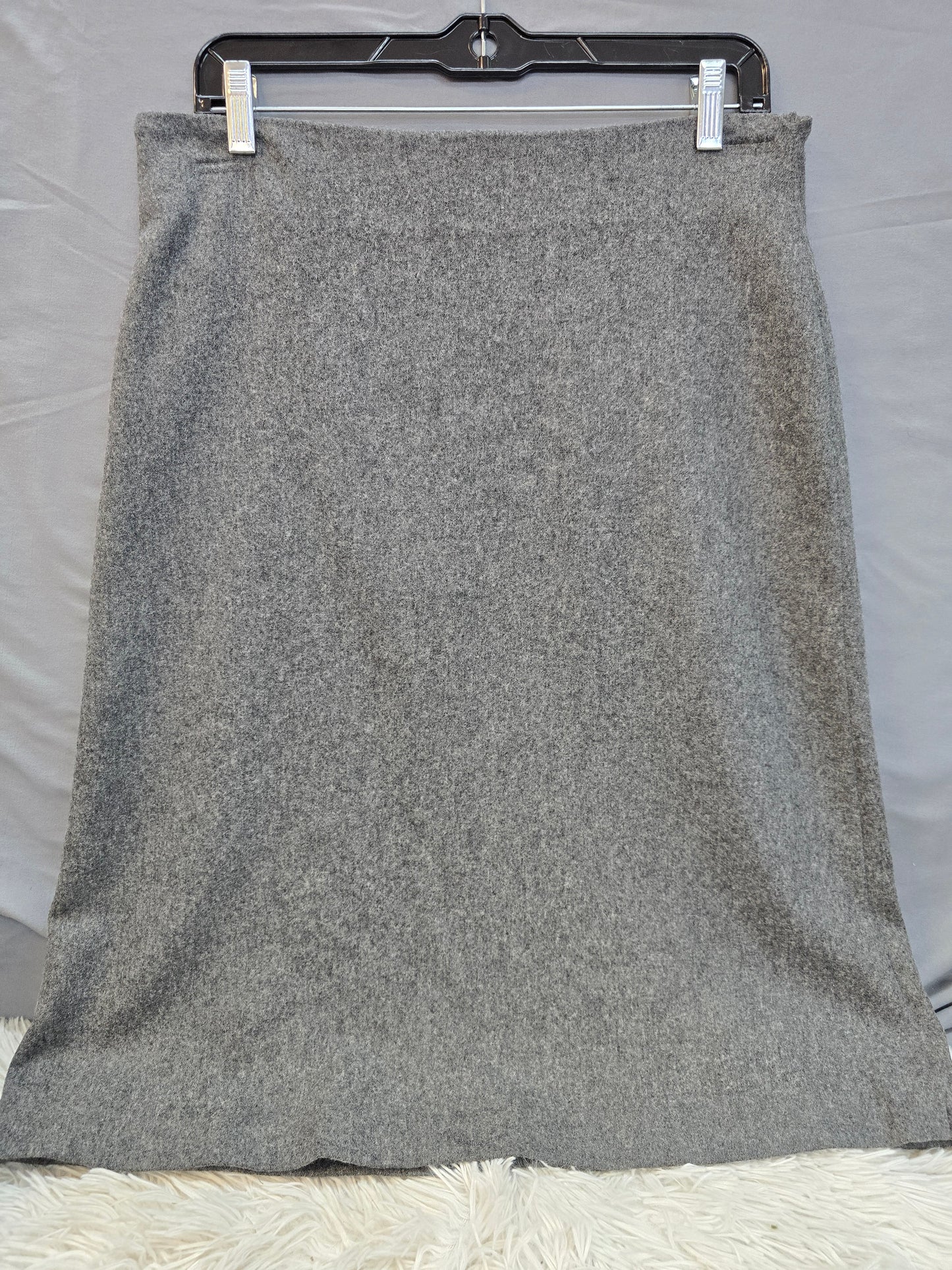 Gap Stretch knees length skirt size 8 image 0