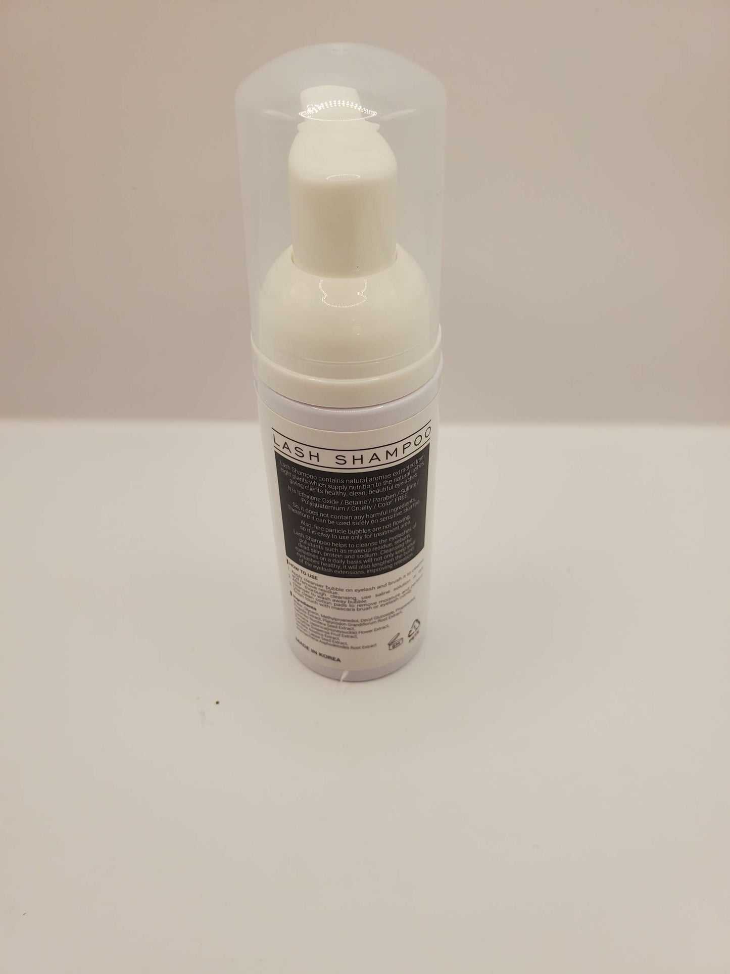 Lash shampoo and brush image 3