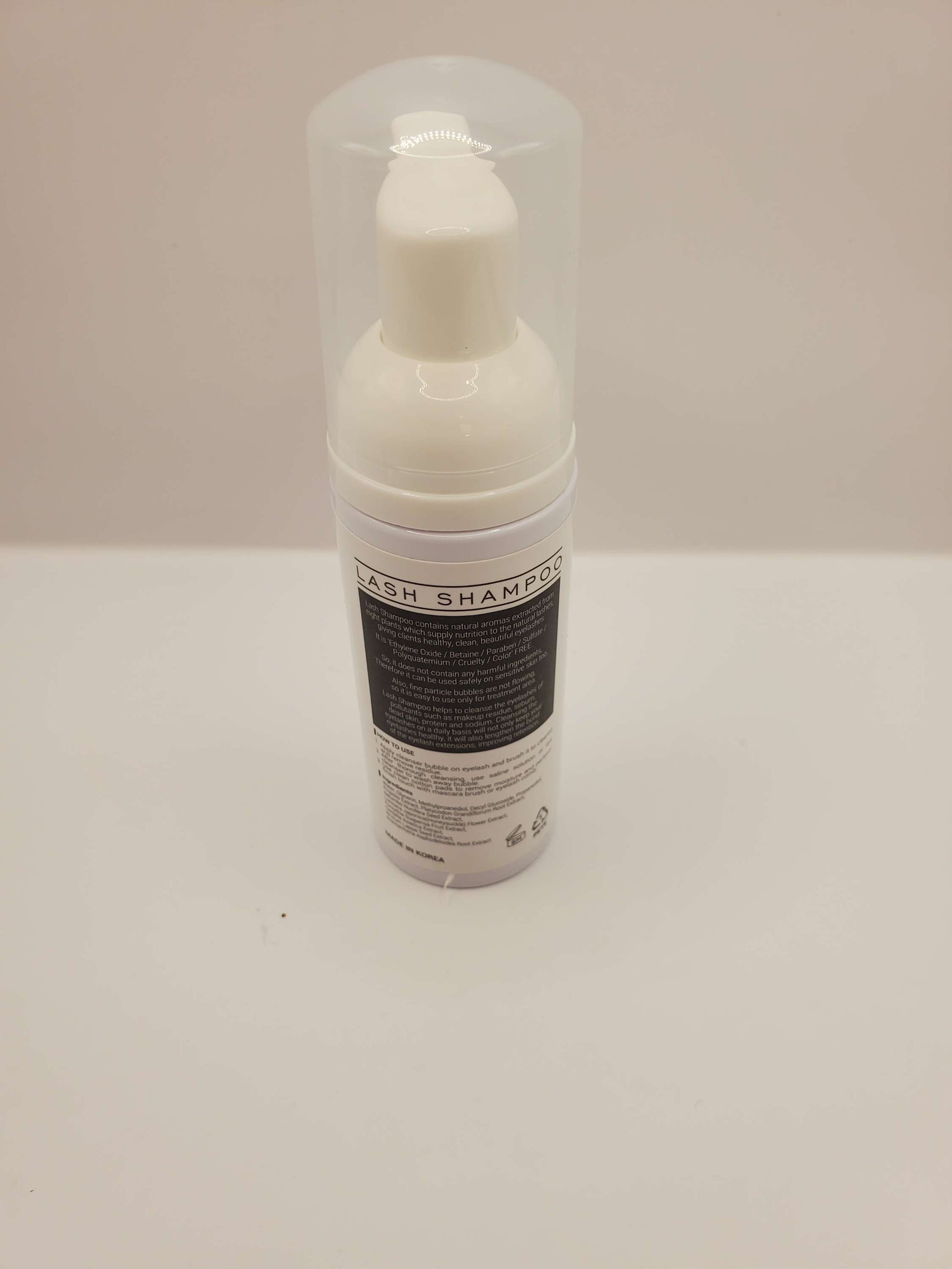 Lash shampoo and brush image 3