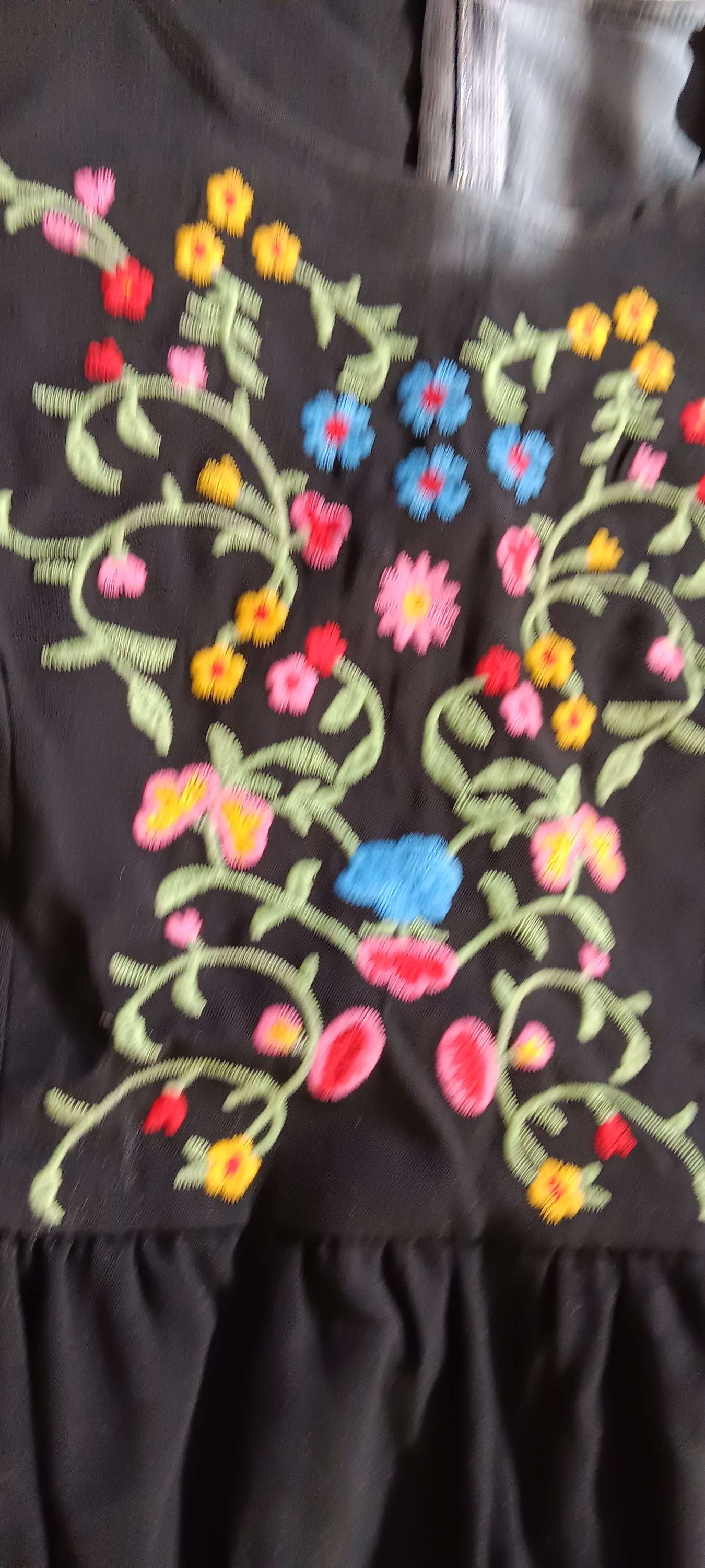 Flowery dress size D image 3