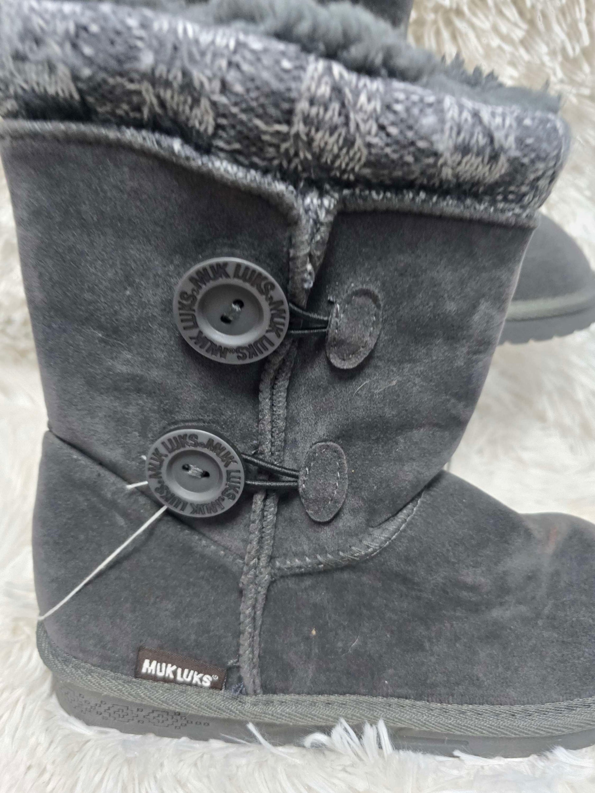 Mukluks size 7 image 2