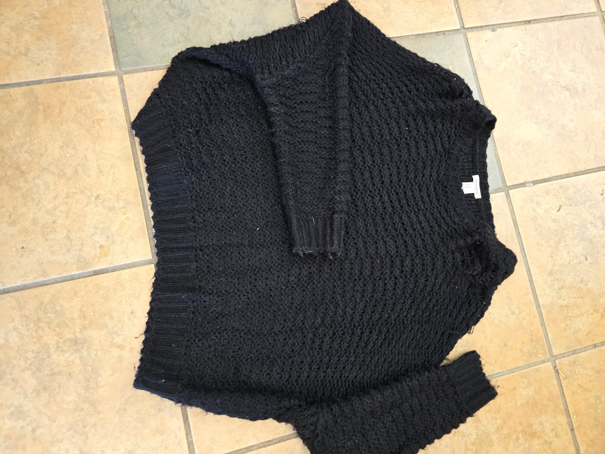Knitted sweater size 14 image 0