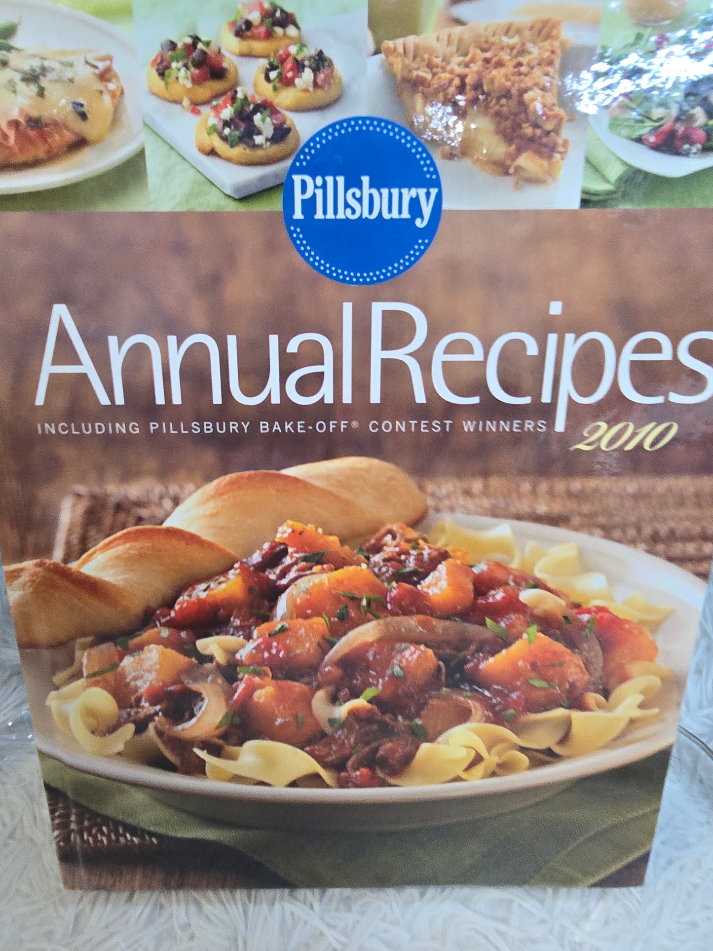 Pillsbury Annual Recipes 2010 image 1
