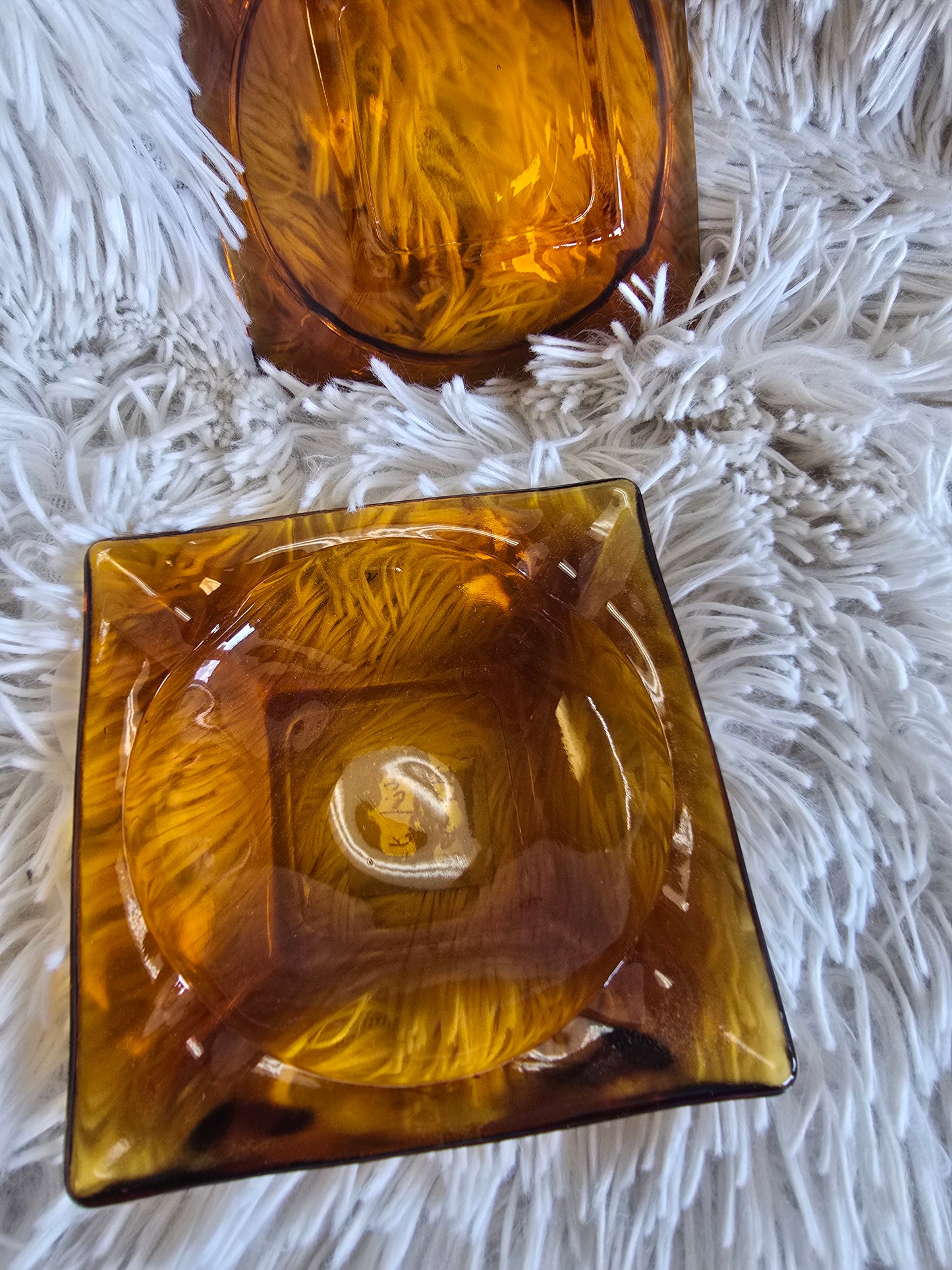Vintage amber glass ash tray image 3