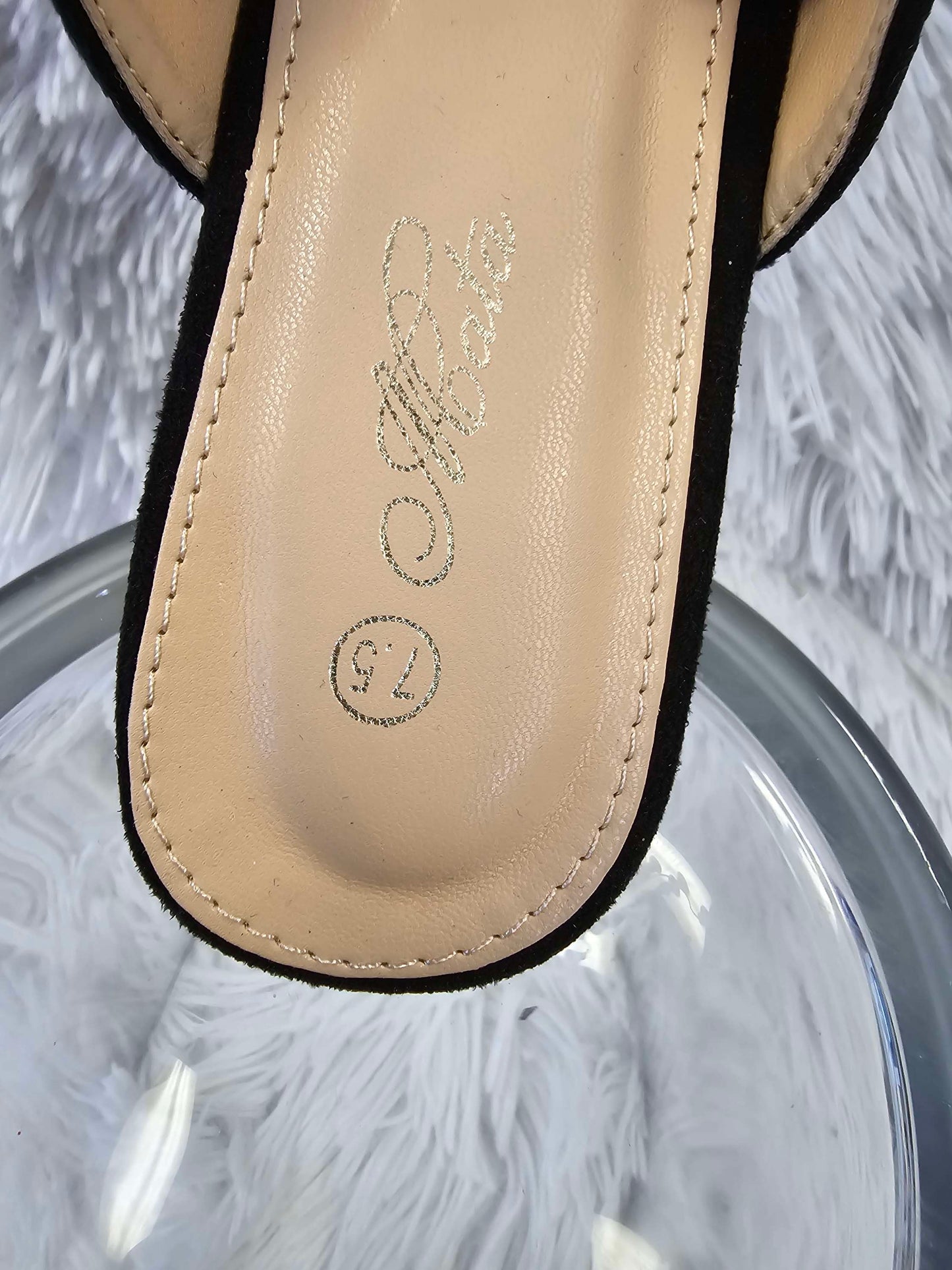 Women flats 7.5 image 3