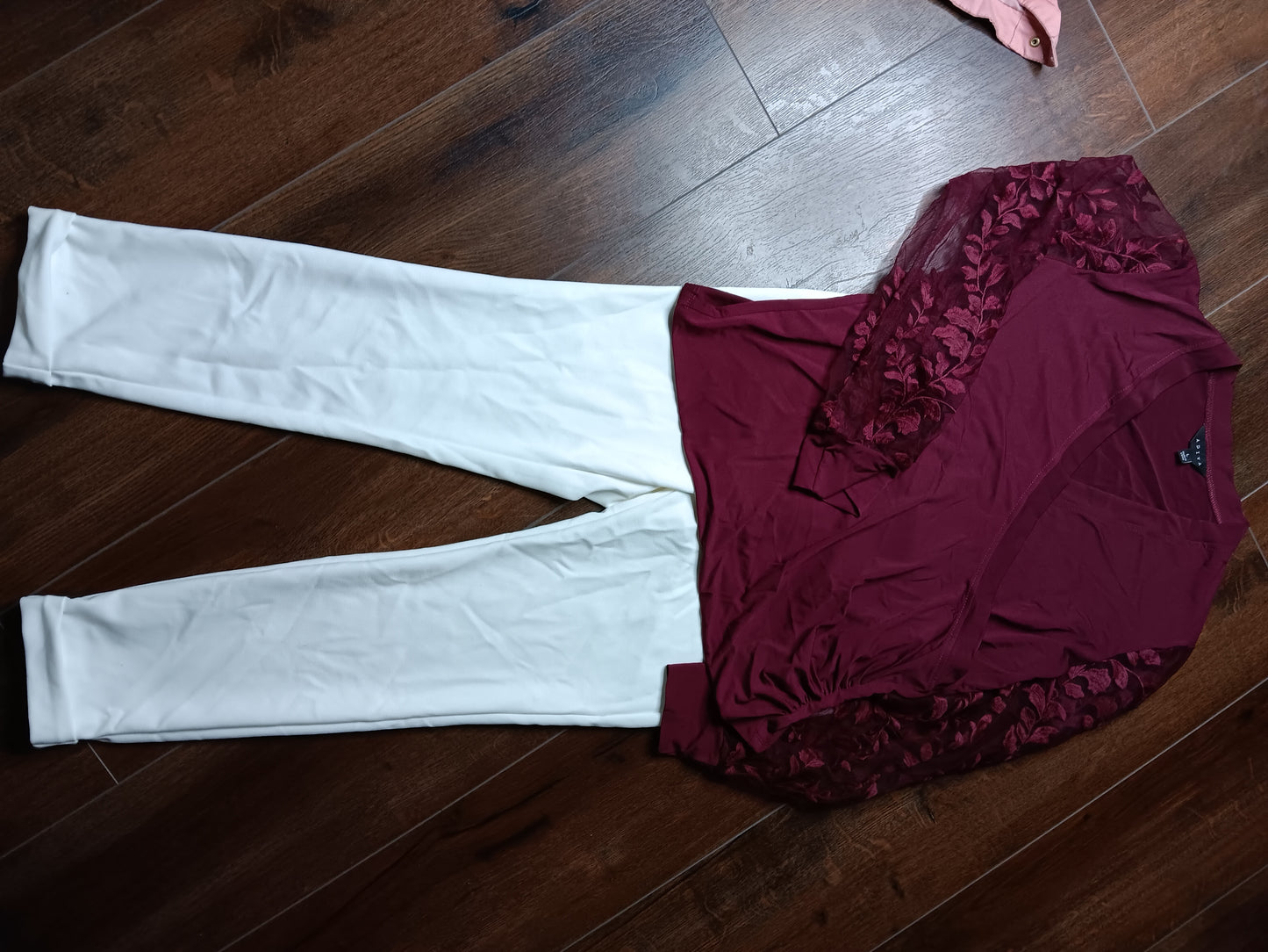 Burgundy long sleeve blouse size Large image 1