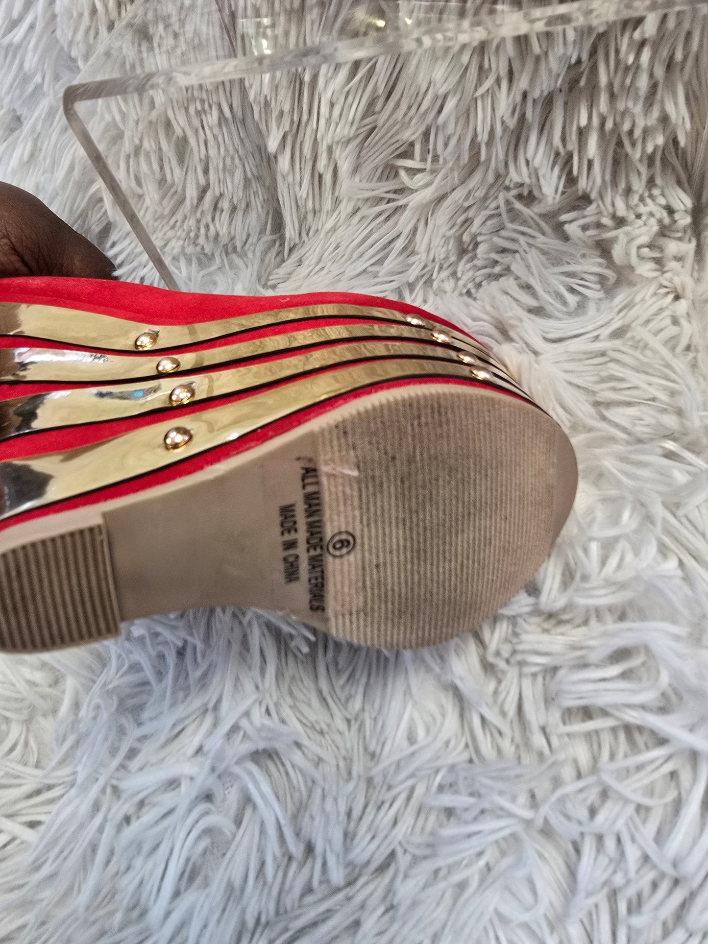 Red and gold fashion shoe 6 image 5