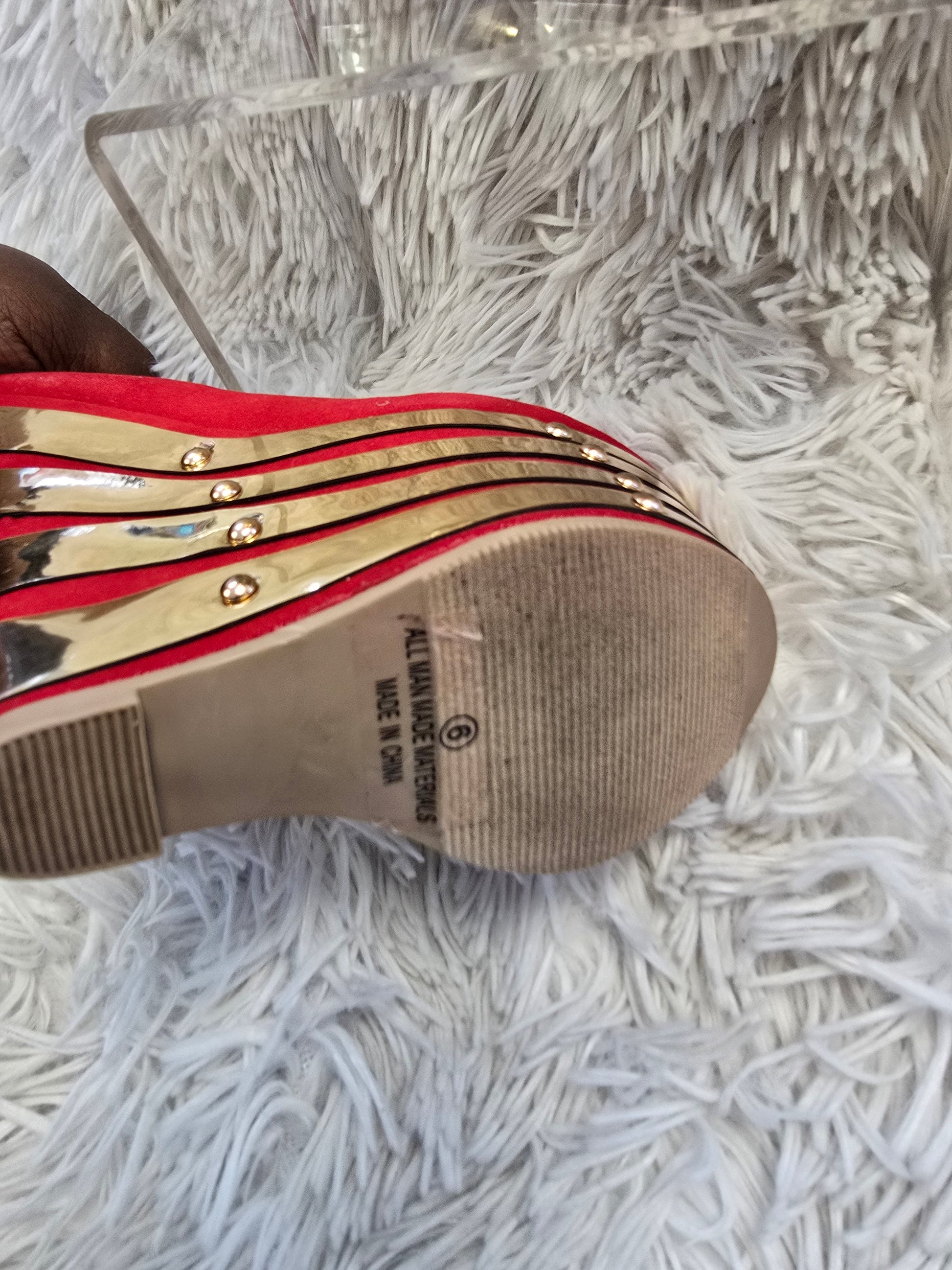 Red and gold fashion shoe 6 image 5