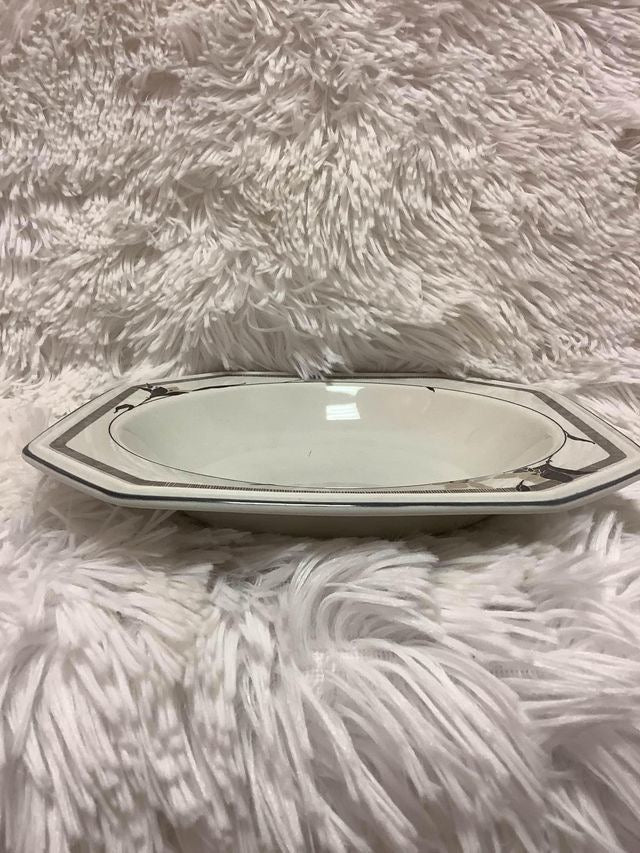 Daniel hecter Paris Wood Lily Dishware set image 3