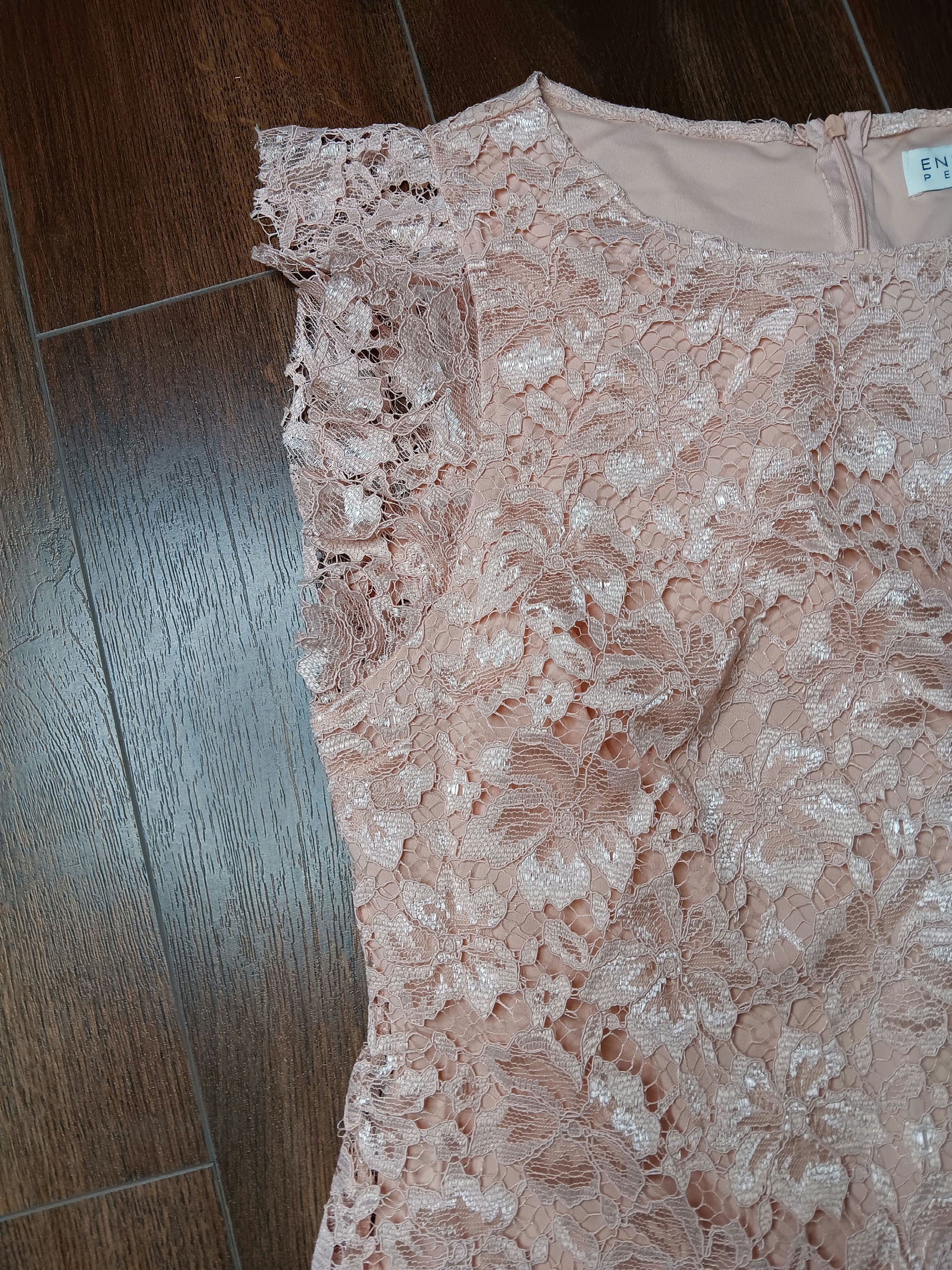 Pink lace dress size 12 image 3