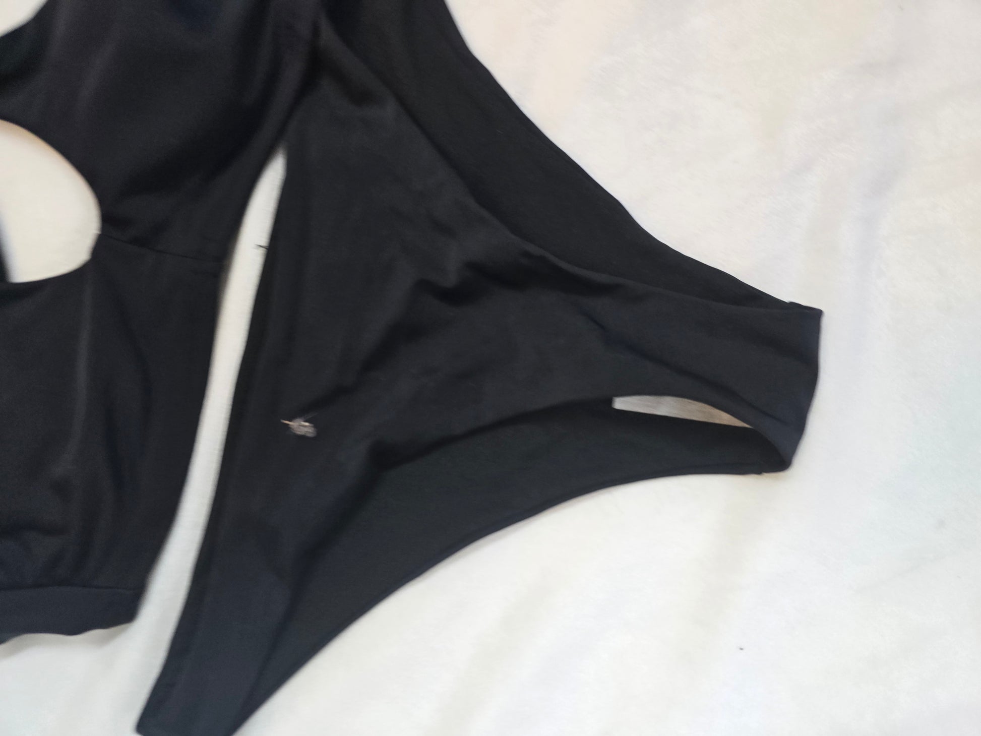 2 piece black swimsuit size small image 4
