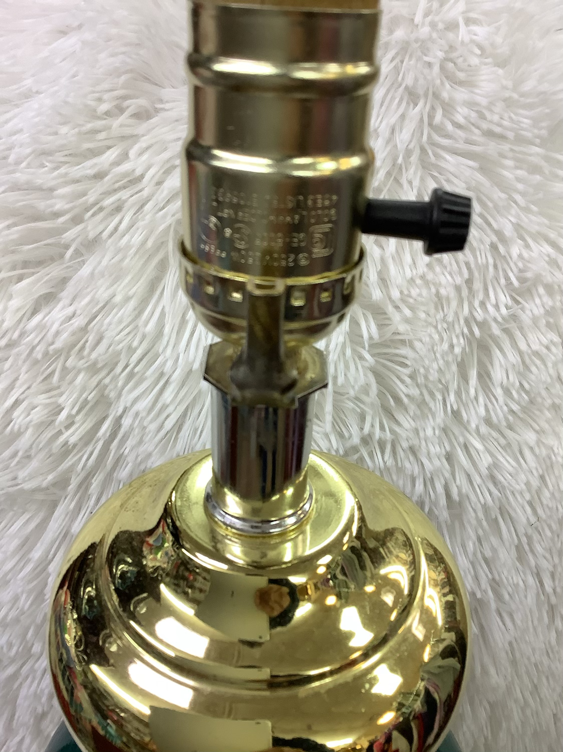Green and gold lamp image 5