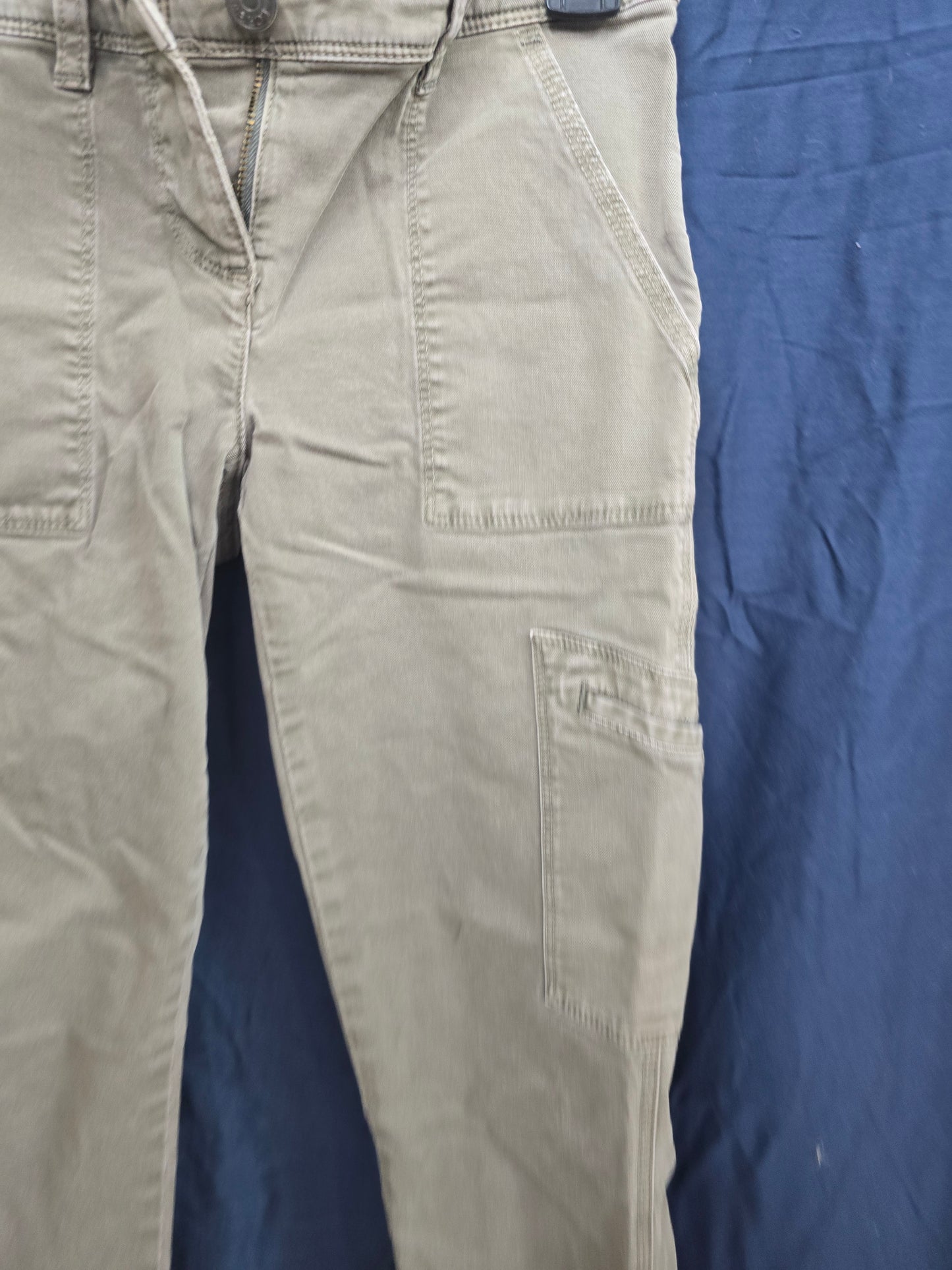 J crew women cargo size 0 image 3