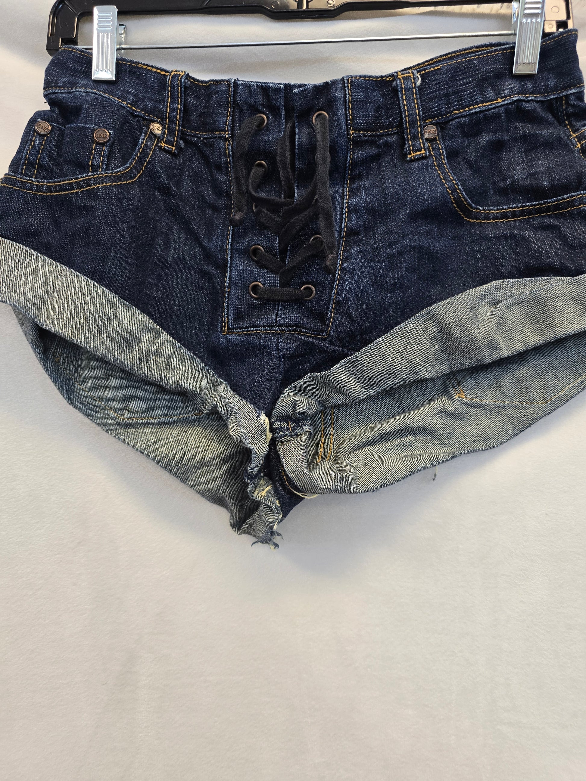 One x one teaspoon shorts size 25 image 6