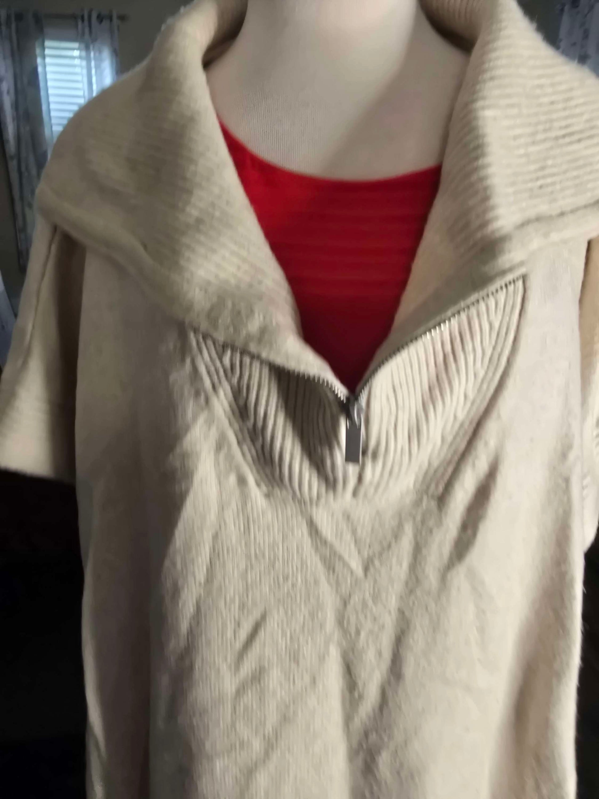 H/M ivory poncho image 10