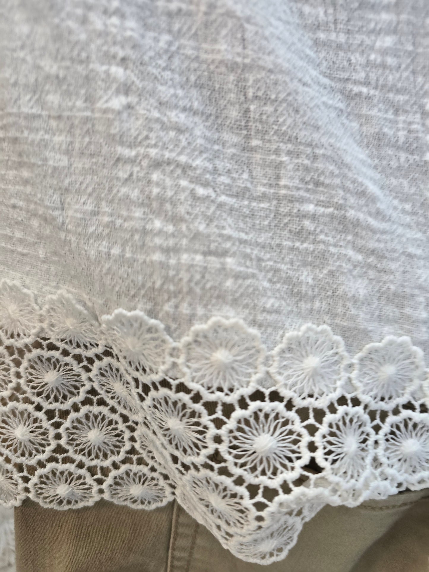 White summer blouse size L image 4