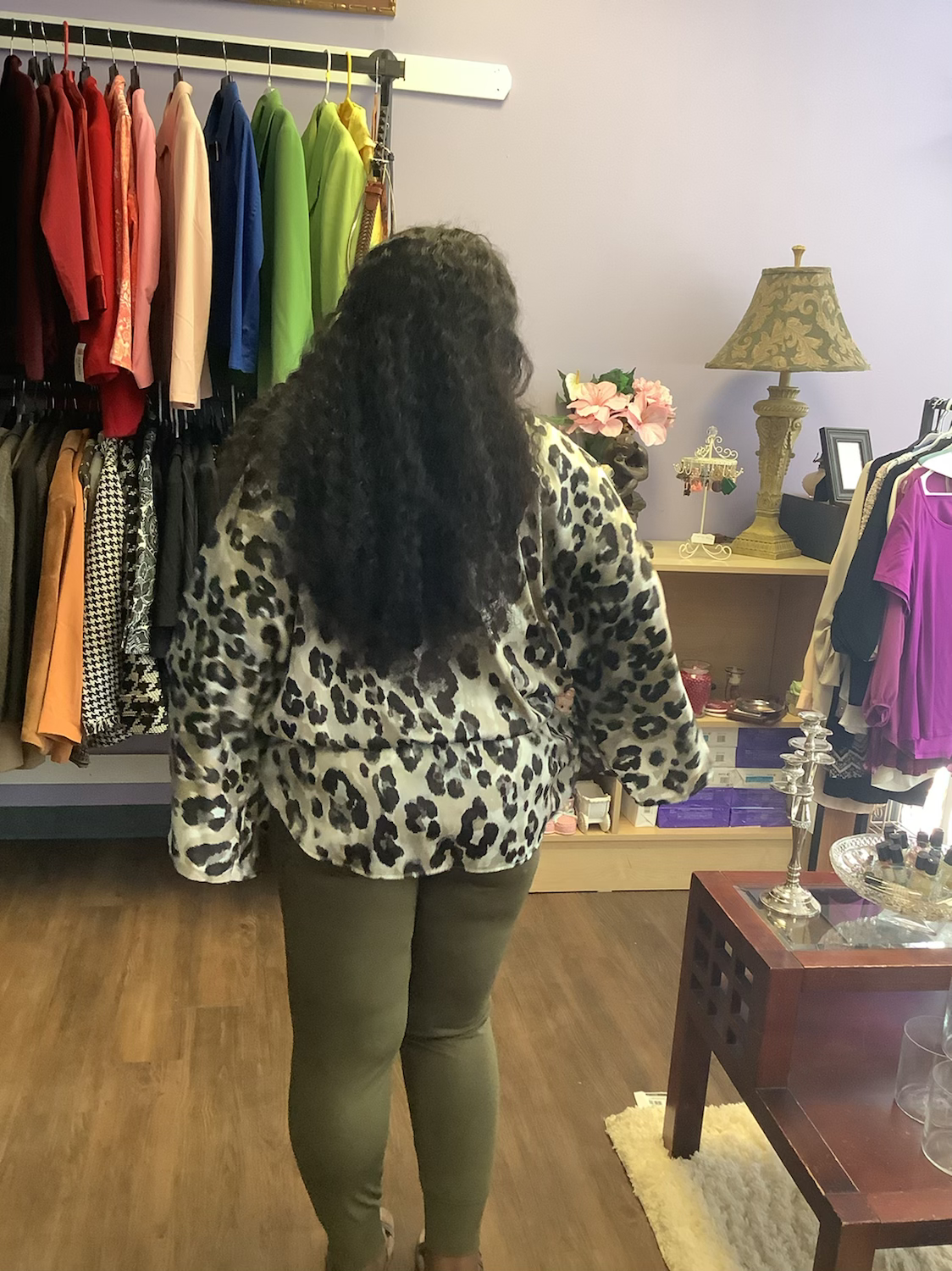 Leopard print blouse top - size 3 image 1