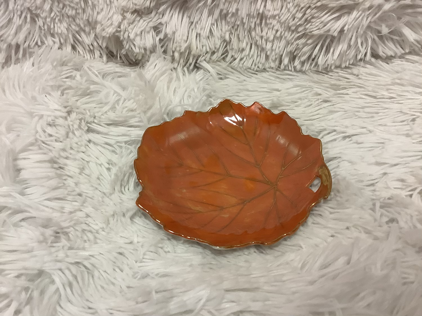 MapleLeaf plate dish image 1