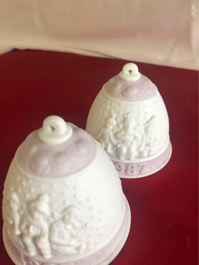 Pair of vintage ceramic bells image 3