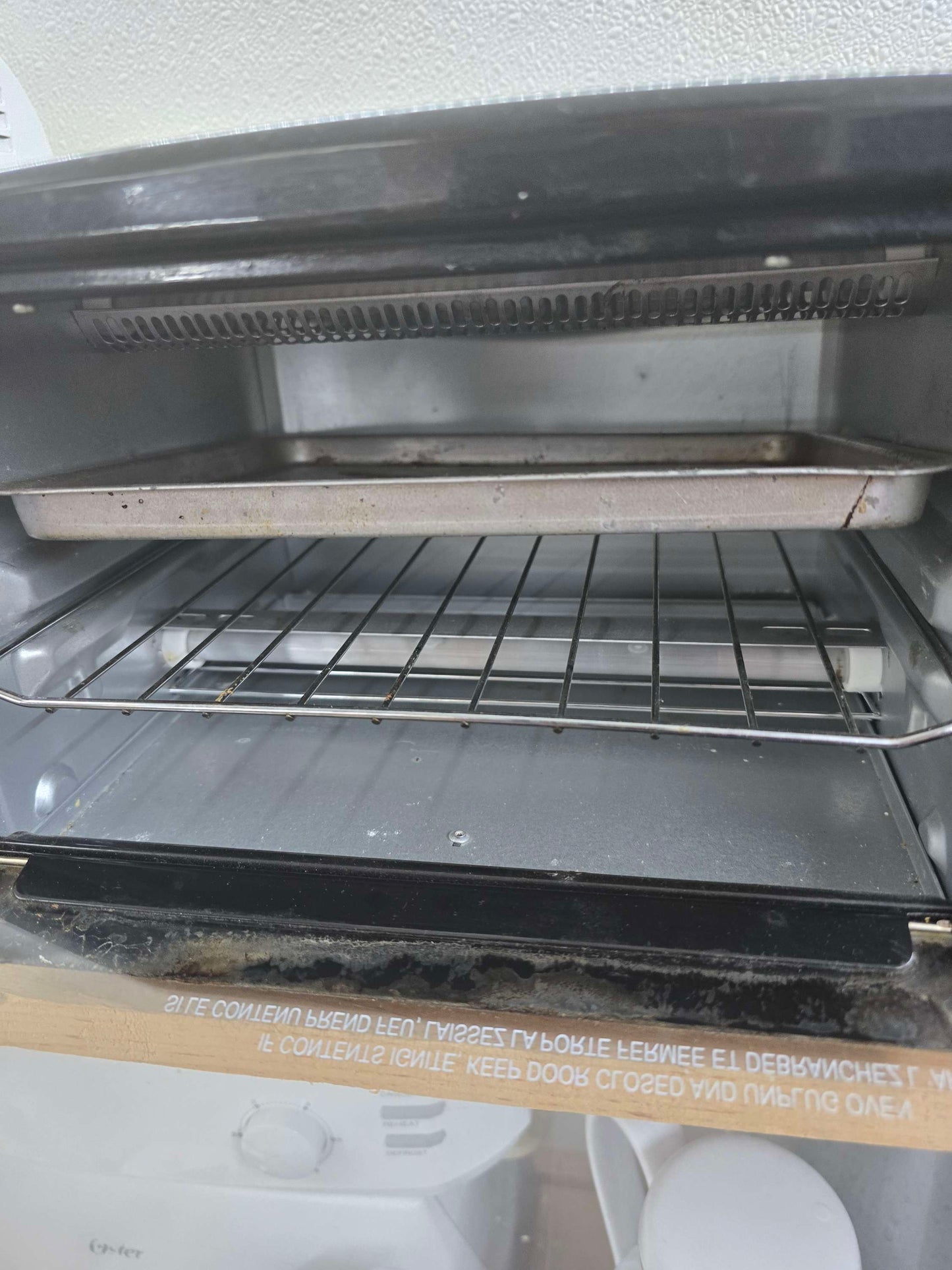 Toaster oven image 2