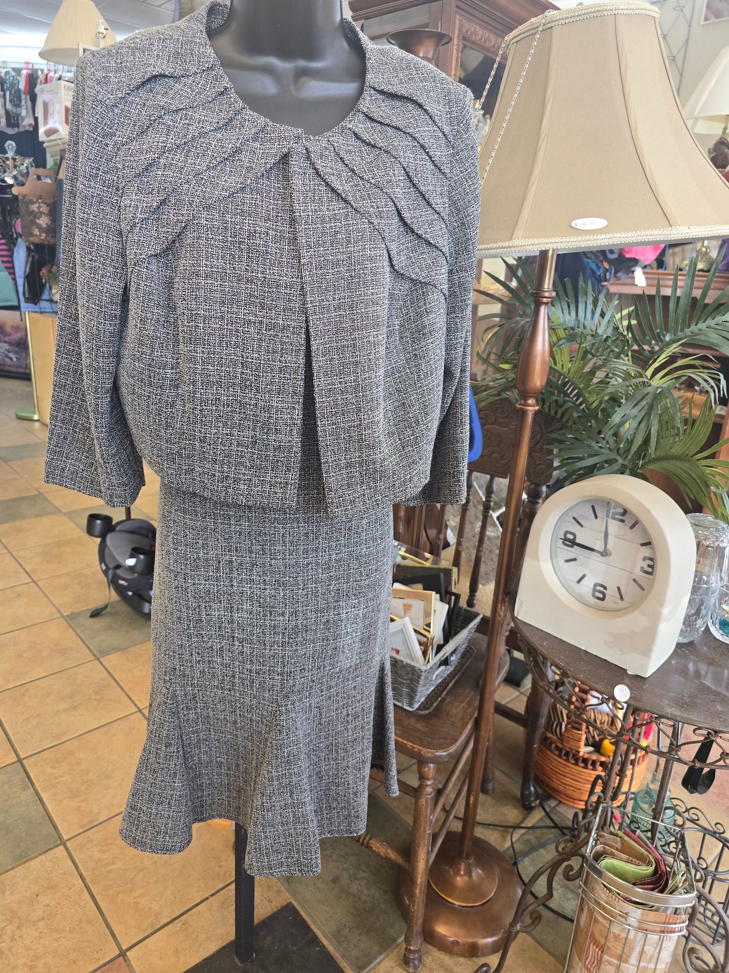 2 piece gray dress size 16 image 6