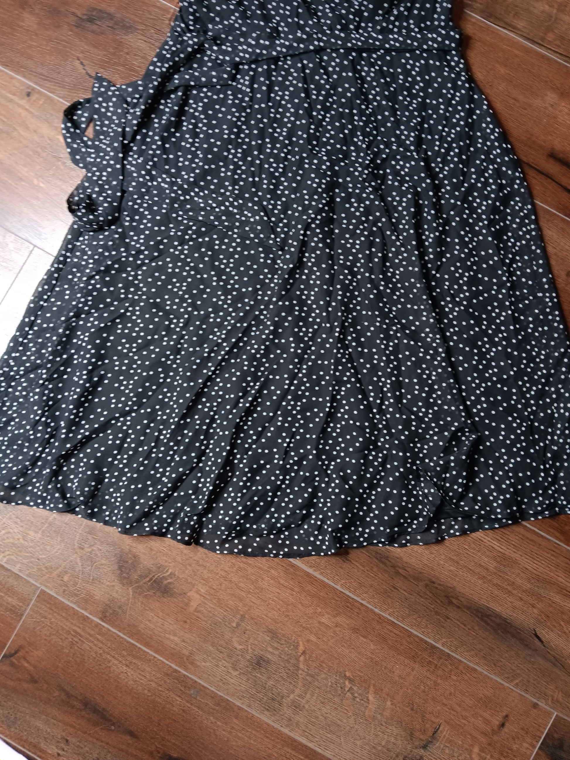 1 piece Polkadot Black dress size Large image 4