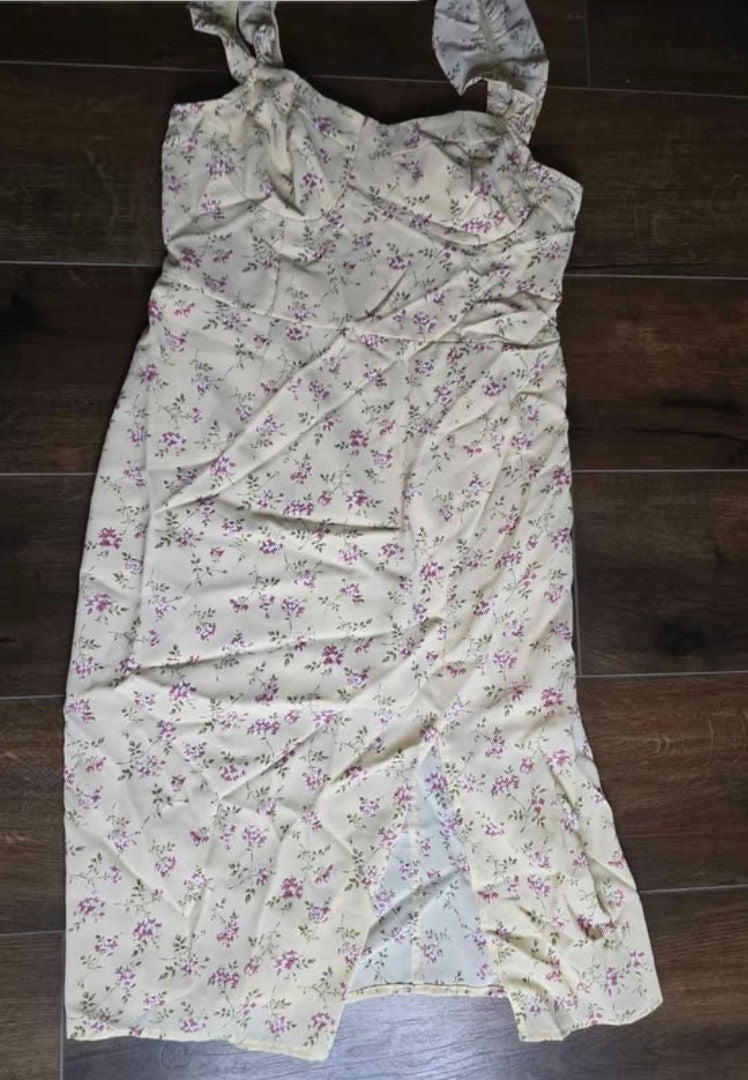 Girls White floral dress L image 1